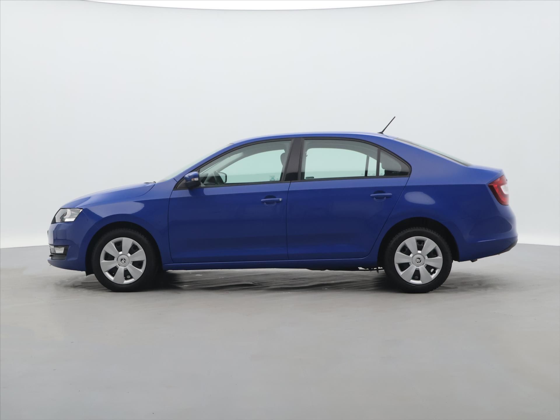 Škoda Rapid, 1,0 TSI 70kW Active CZ DPH - fotka 4
