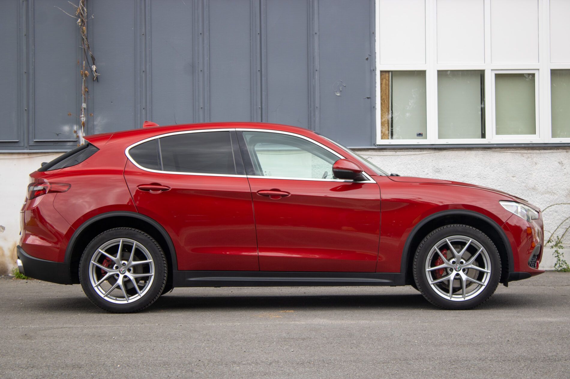 Alfa Romeo Stelvio - fotka 6