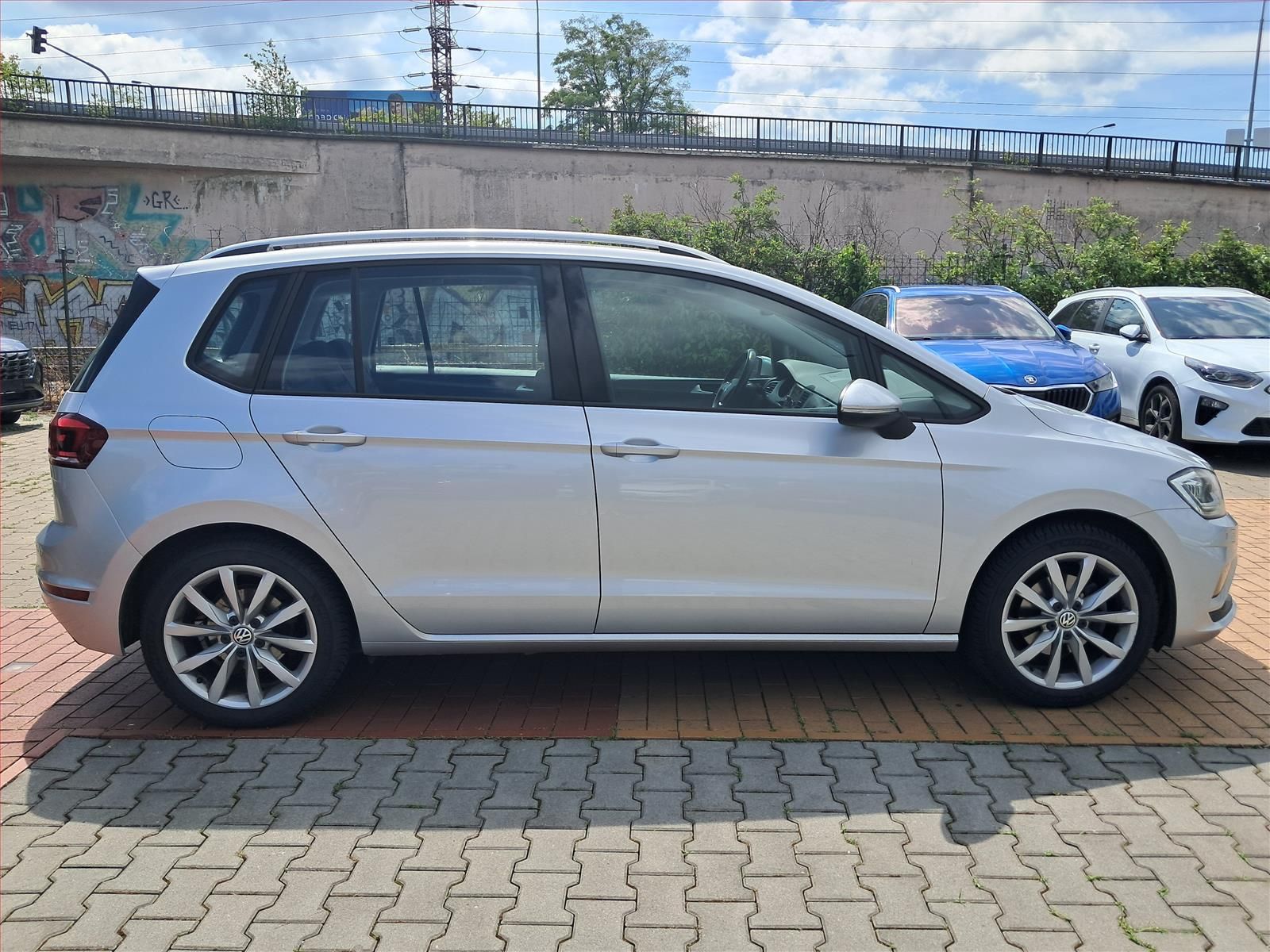 Volkswagen Golf Sportsvan, 1.5 TSI, Serv.kniha - fotka 6