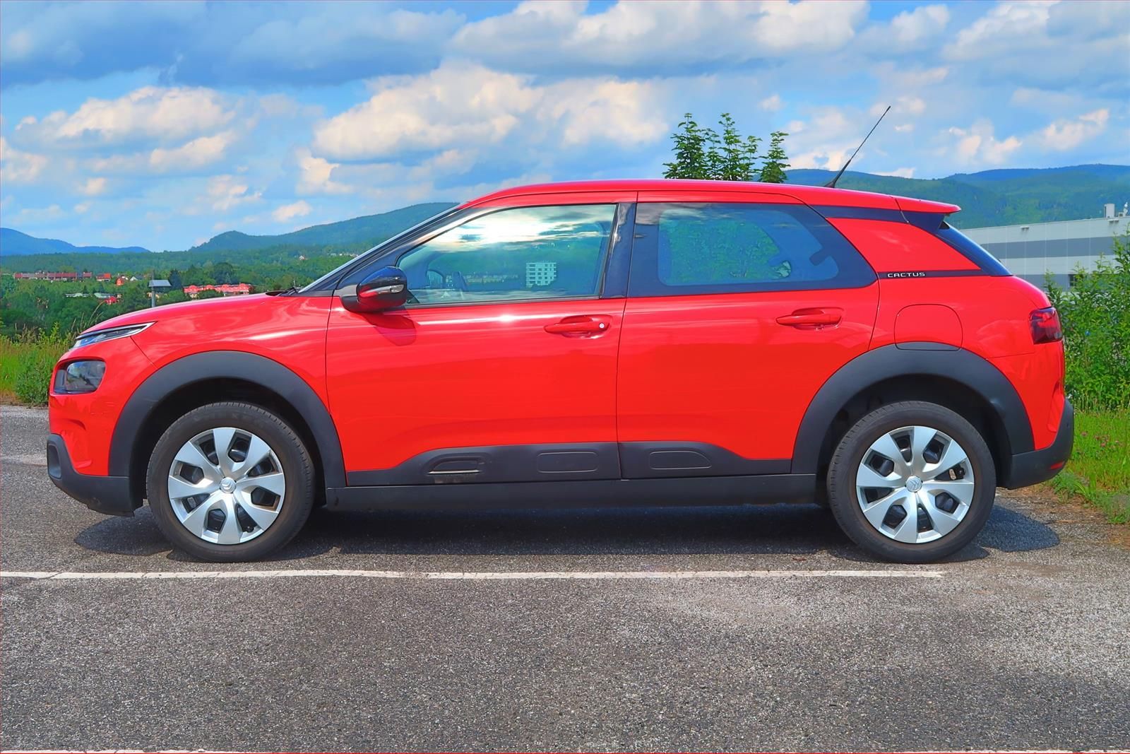 Citroën C4 Cactus, 1.2 PureTech, ČR,1.maj - fotka 3