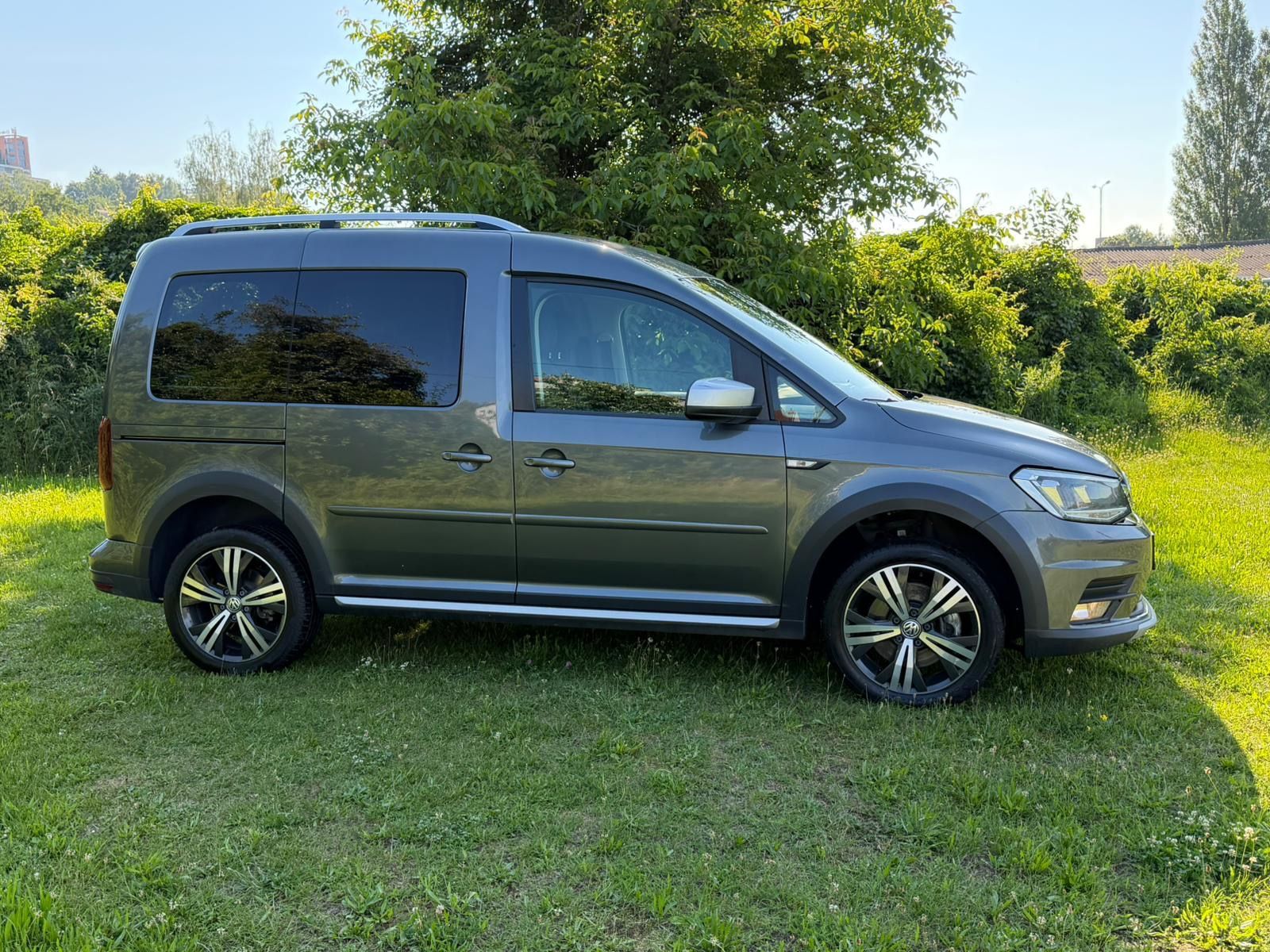 Volkswagen Caddy, ALLTRACK 2,0 TDI 4X4 -NAVIGACE - fotka 5
