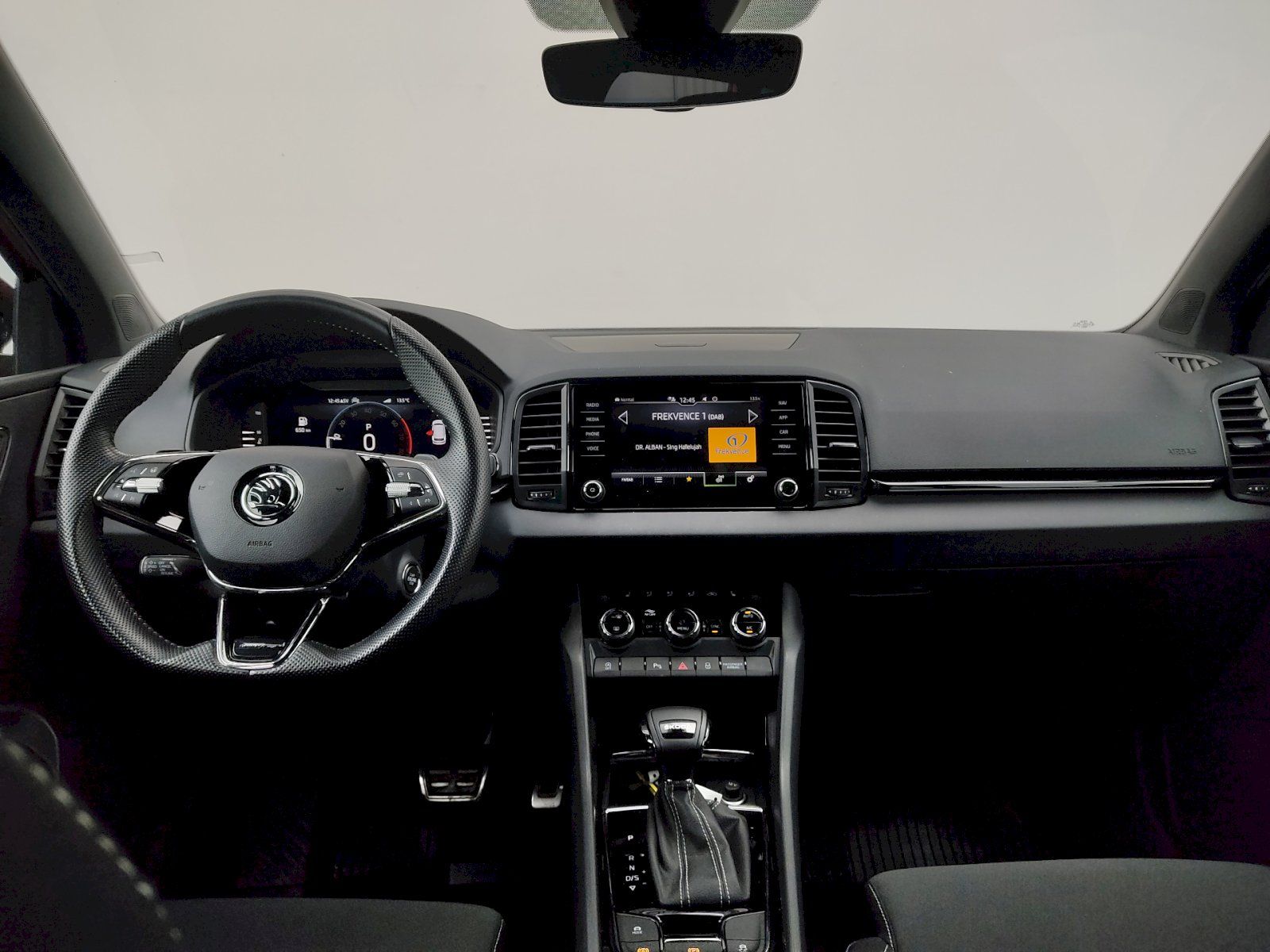 Škoda Karoq, SportLine Plus 1,5 Tsi 110 Kw - fotka 5