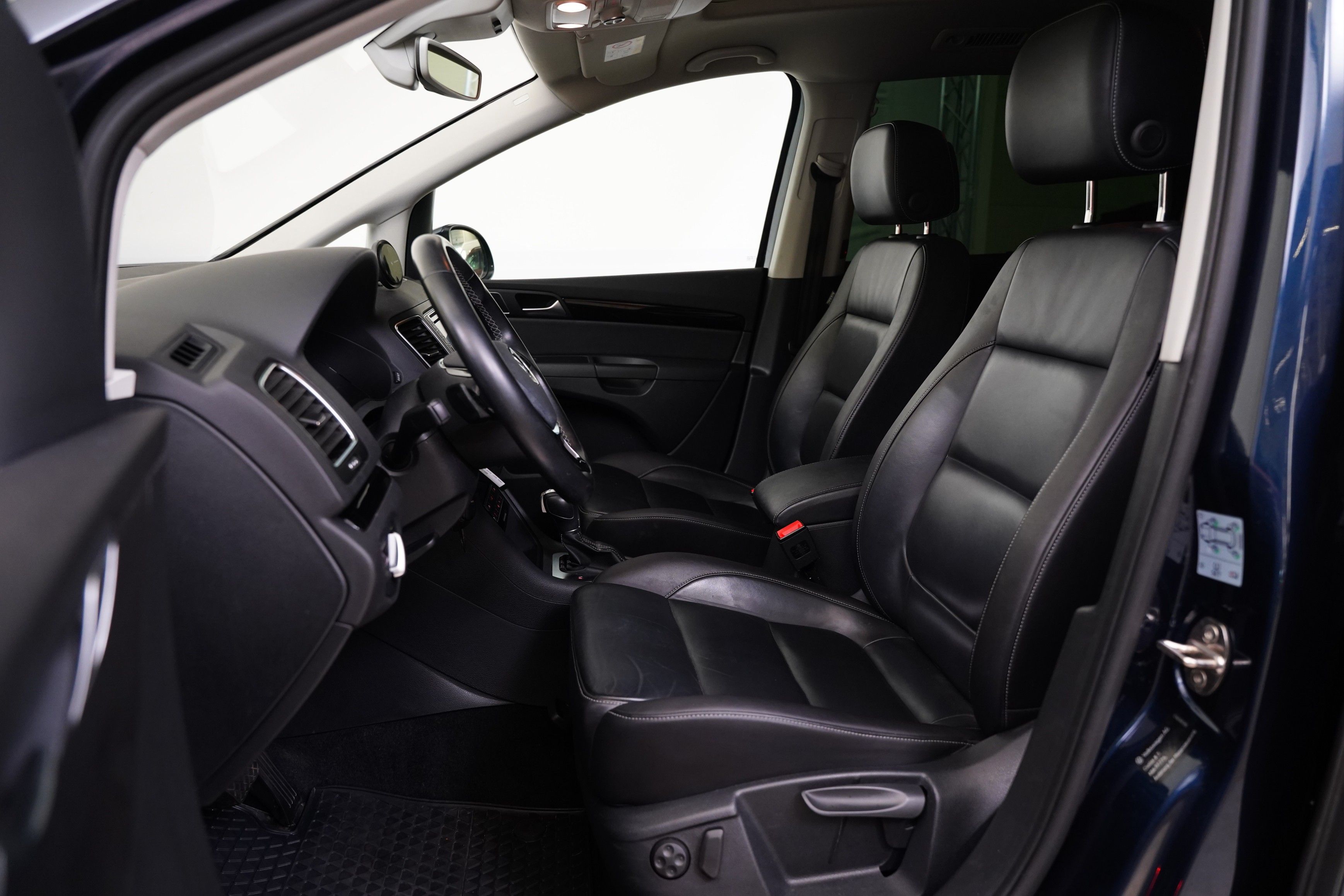 Volkswagen Sharan, 2.0 TDI 135 kW Highline - fotka 5