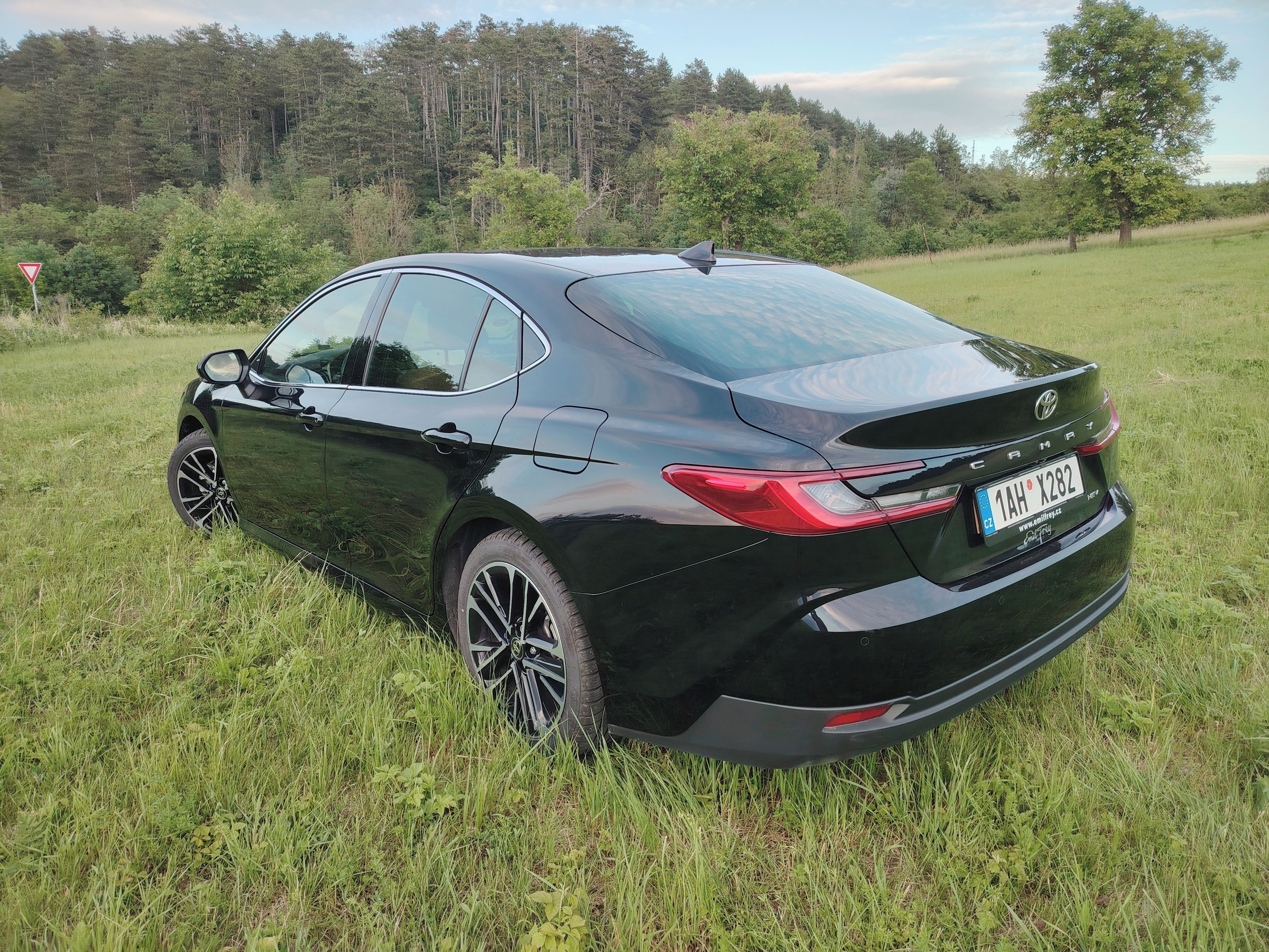 Toyota Camry, Toyota Camry 2.5 Executive - fotka 6