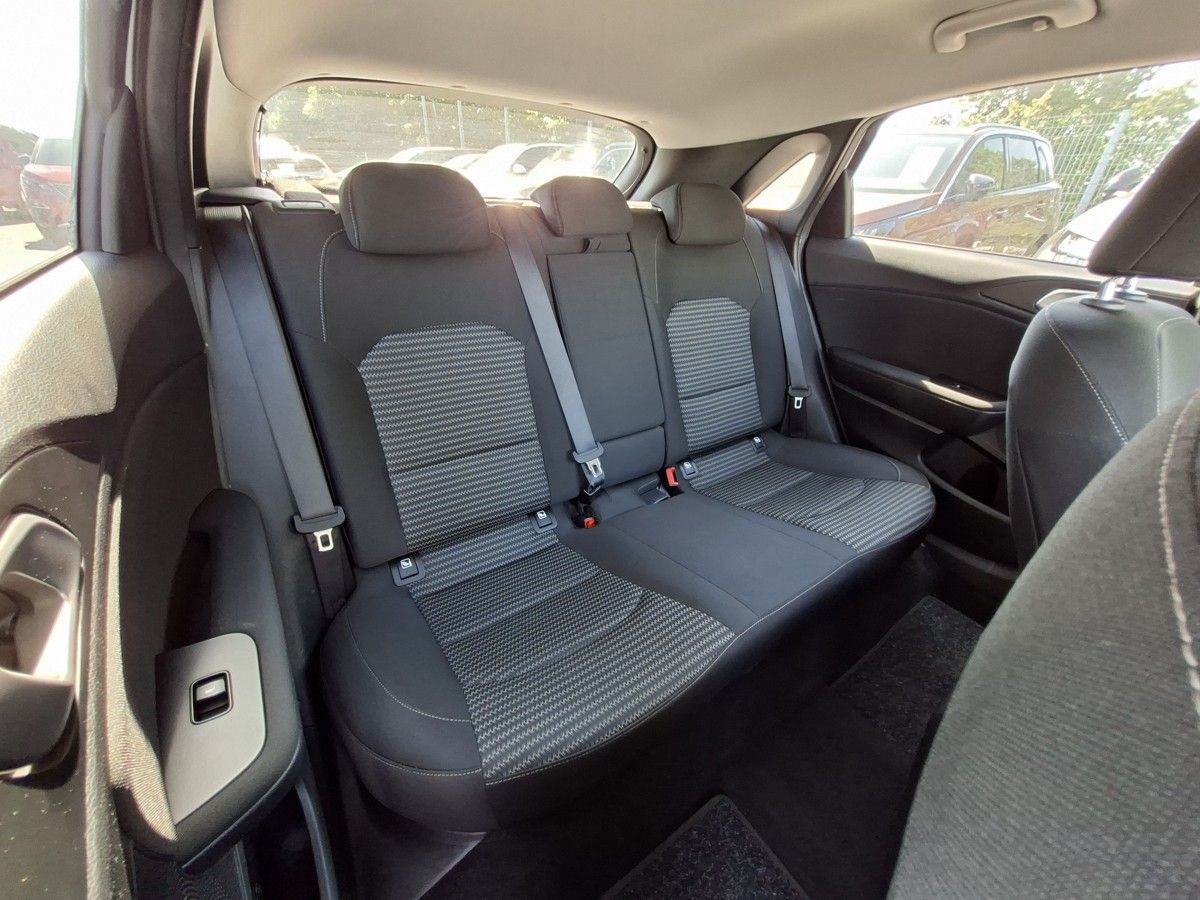 Kia Cee´d, 1,6 CRDI 136K M6 1.MAJ! - fotka 6