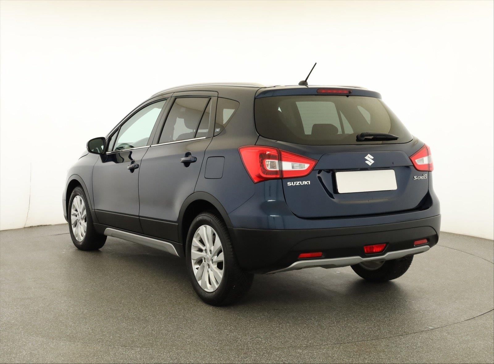 Suzuki SX4 S-Cross, 1.0 BoosterJet, Elegance - fotka 4