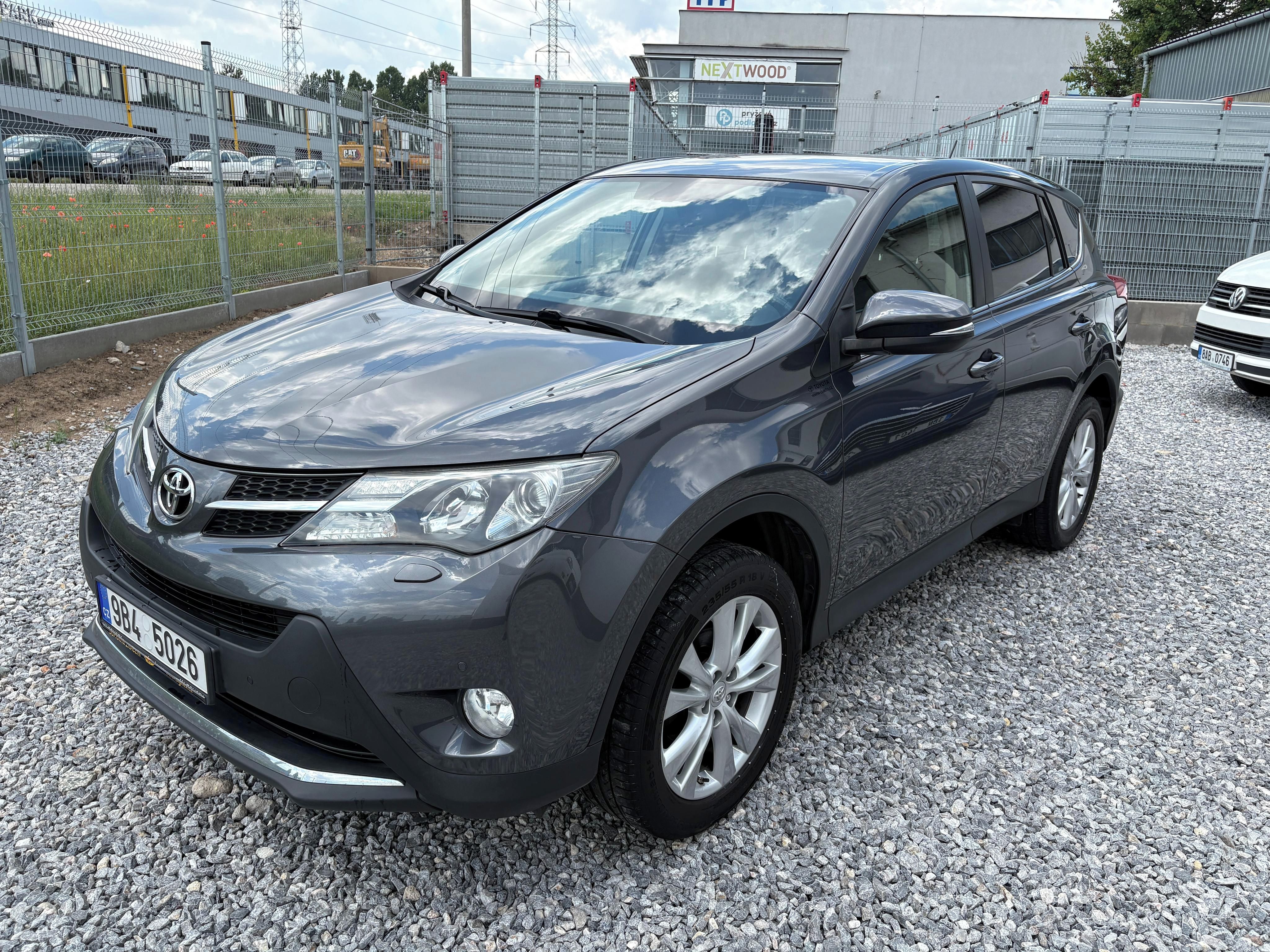 Toyota Rav4, 2.0VVT-i AWD