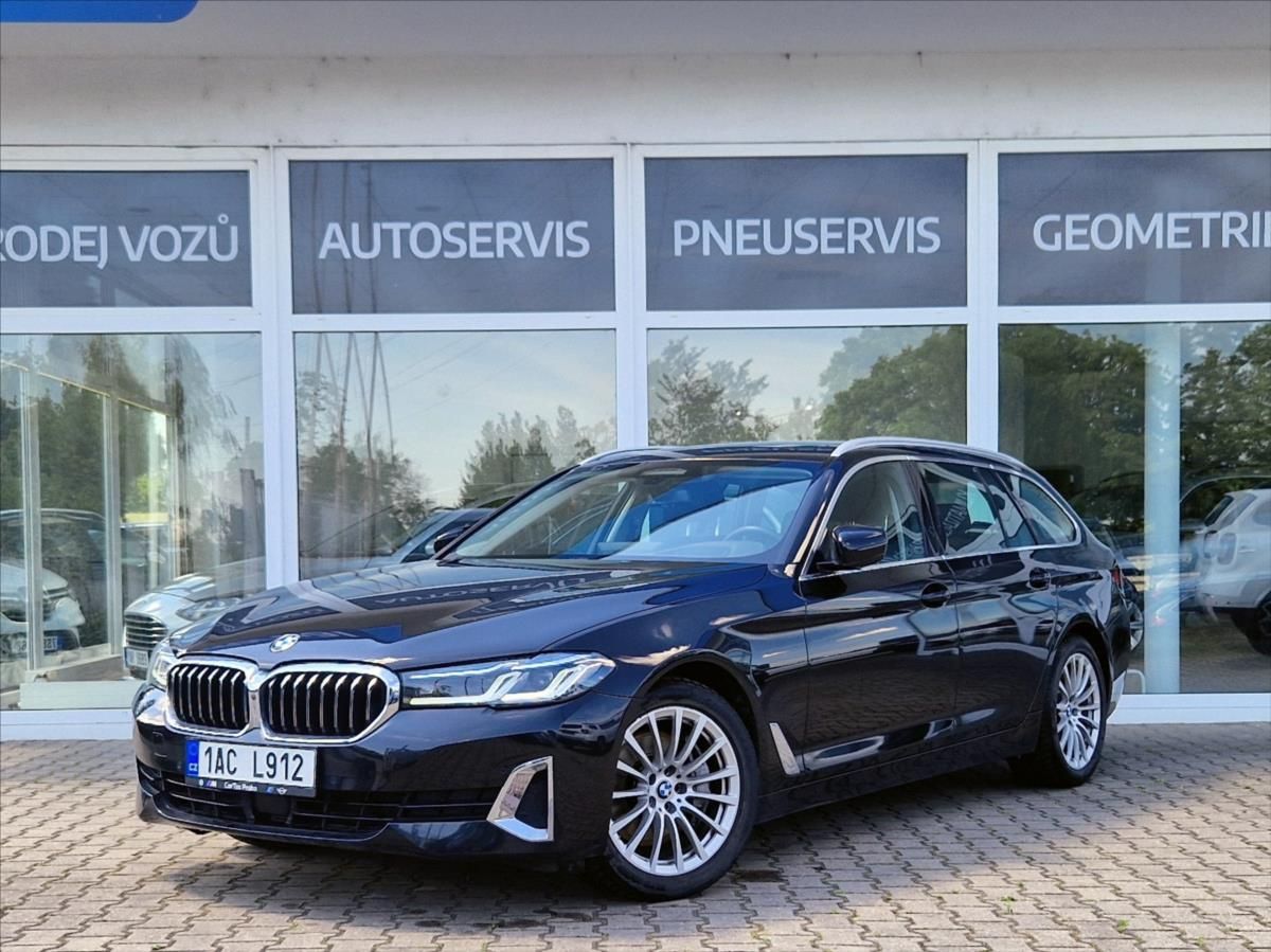 BMW Řada 5, 3,0 530d TOURING BRUTAL VÝBAVA
