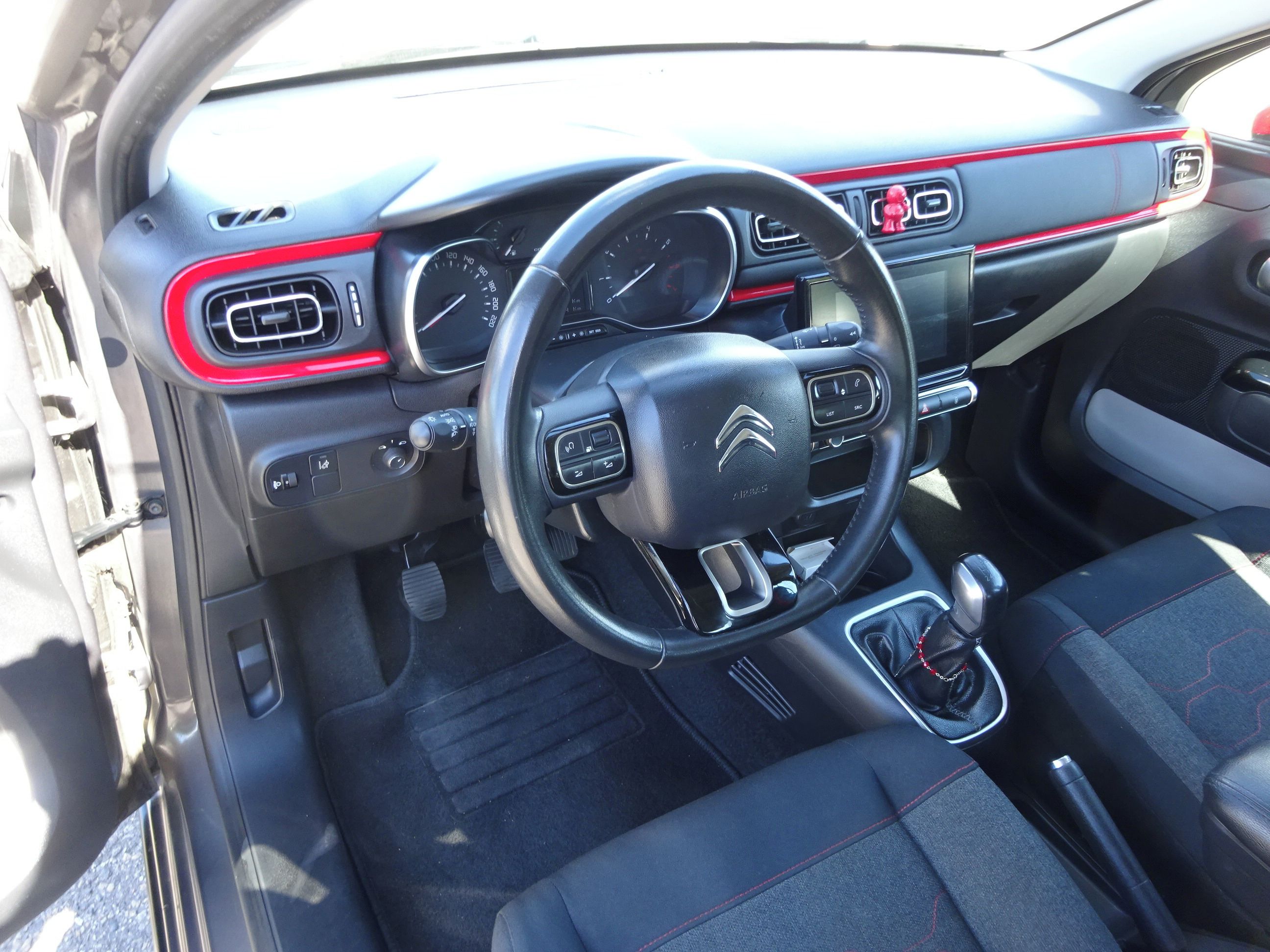 Citroën C3, 1.2 PureTech 2.Majitelka - fotka 5