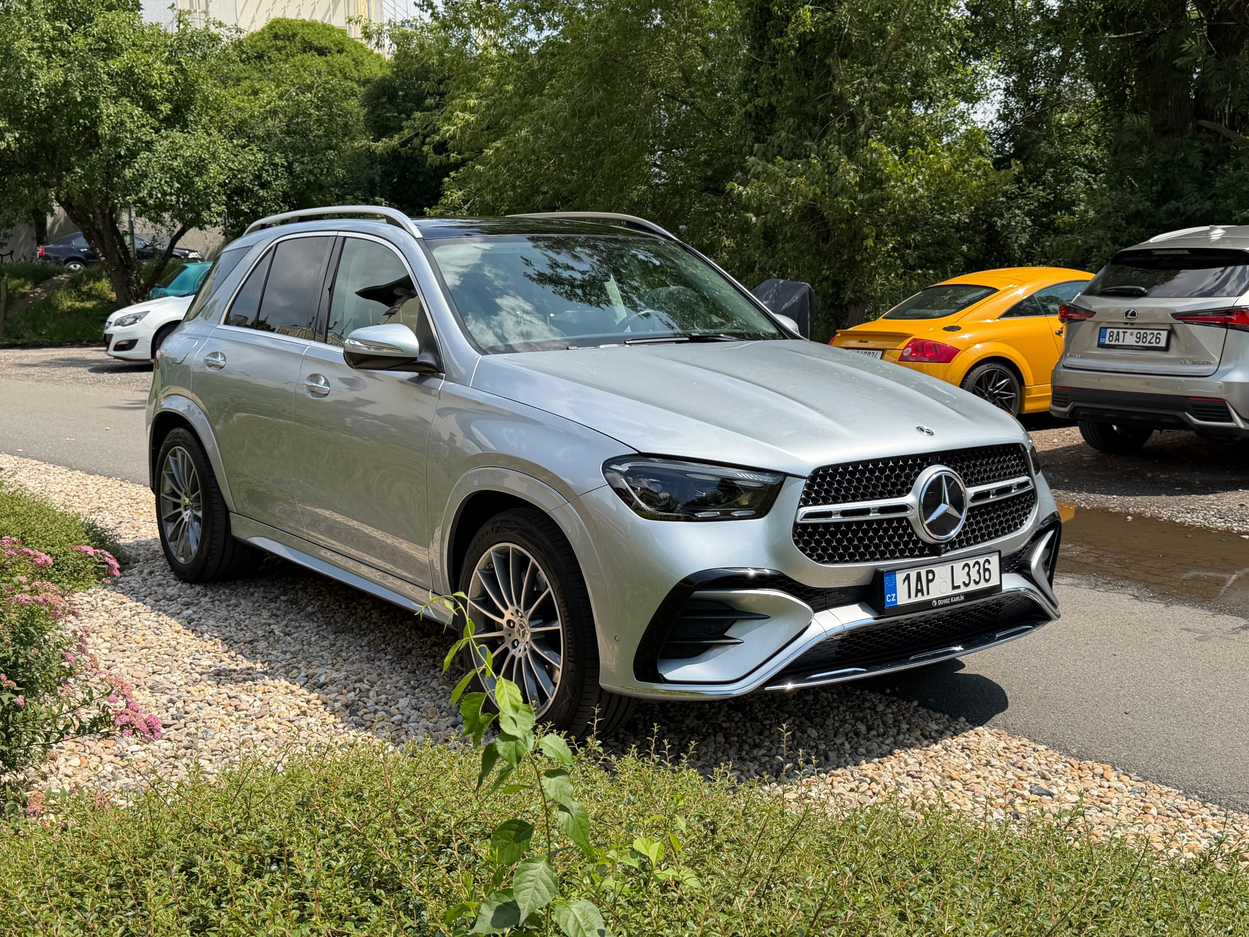 Mercedes-Benz GLE, 450d 4Matic AMG Airmatic - fotka 6