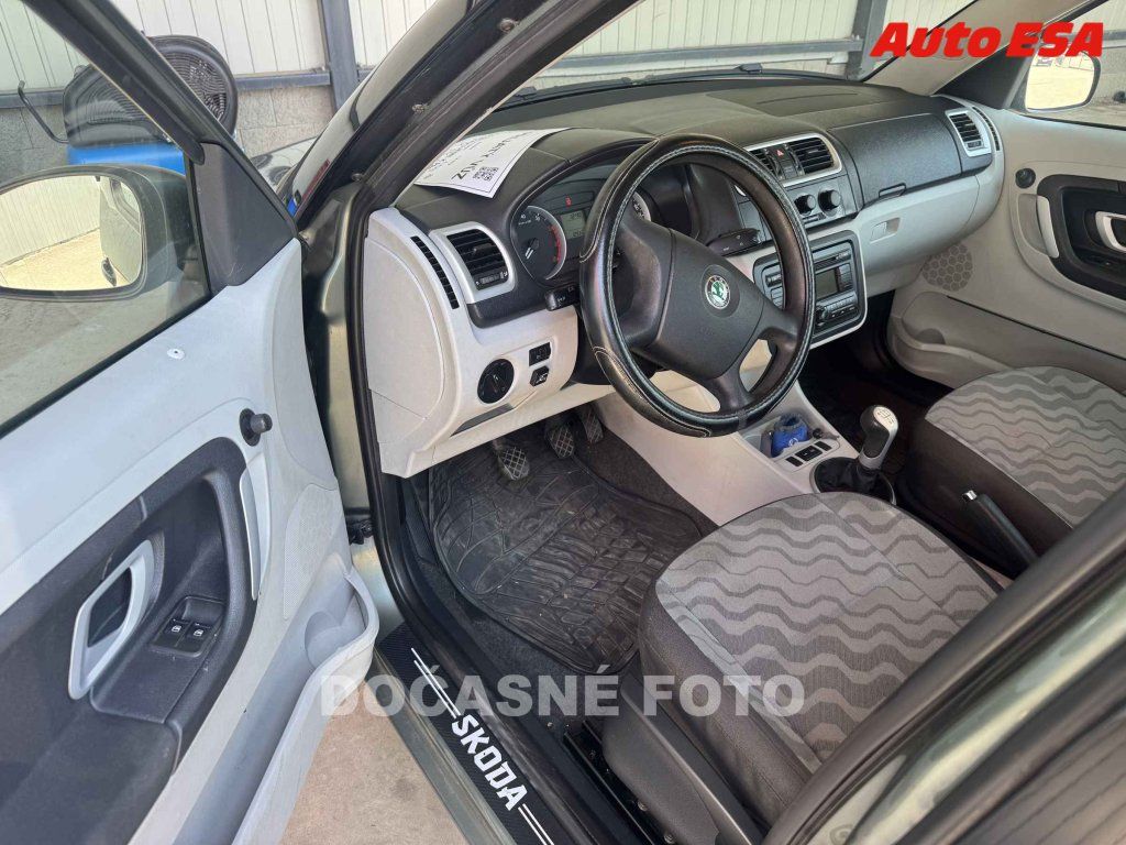 Škoda Roomster, 1.2 HTP,STK6/28 - fotka 3