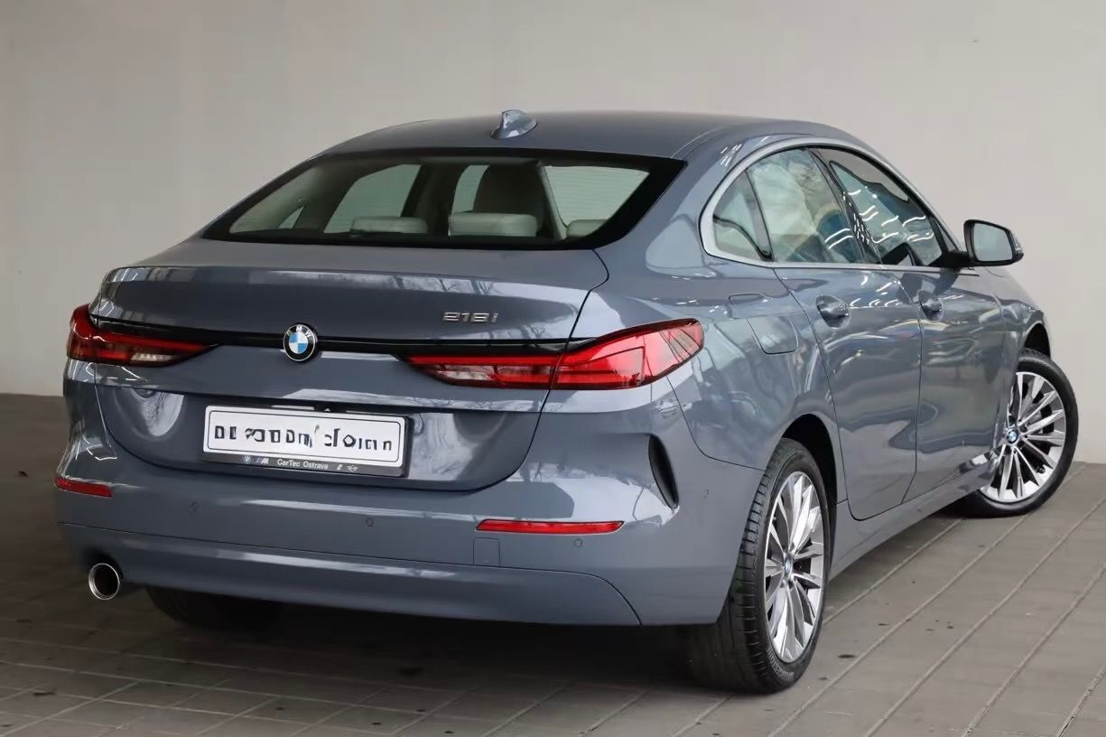 BMW Řada 2, BMW 218i Gran Coupé LuxuryLine - fotka 2