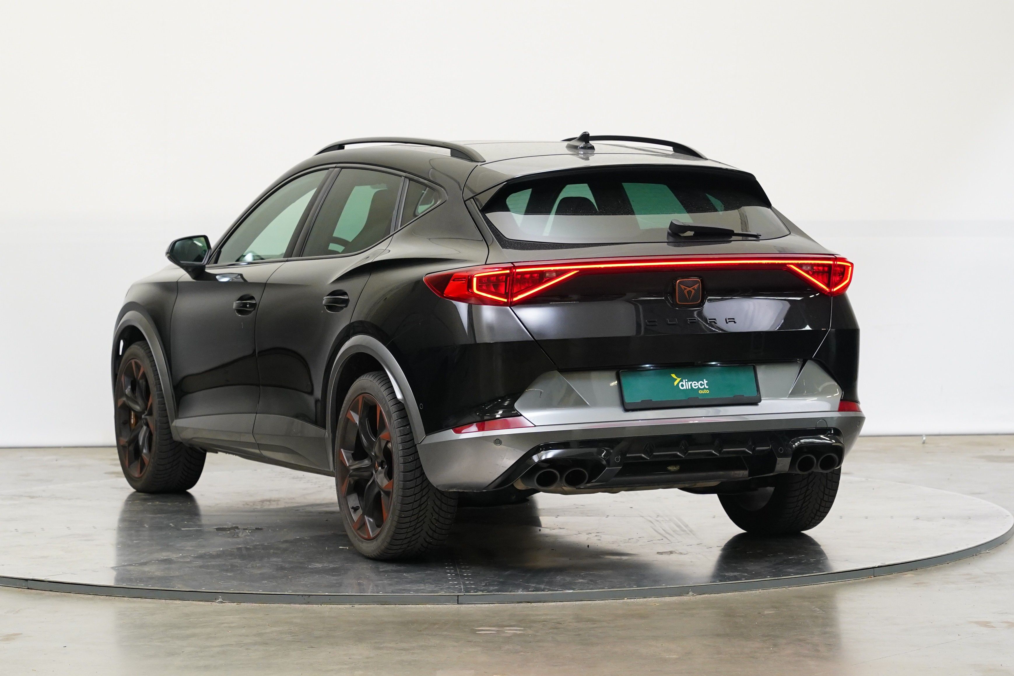 Cupra Formentor, 2.0 TSI 228 kW VZ DSG 4x4 - fotka 4