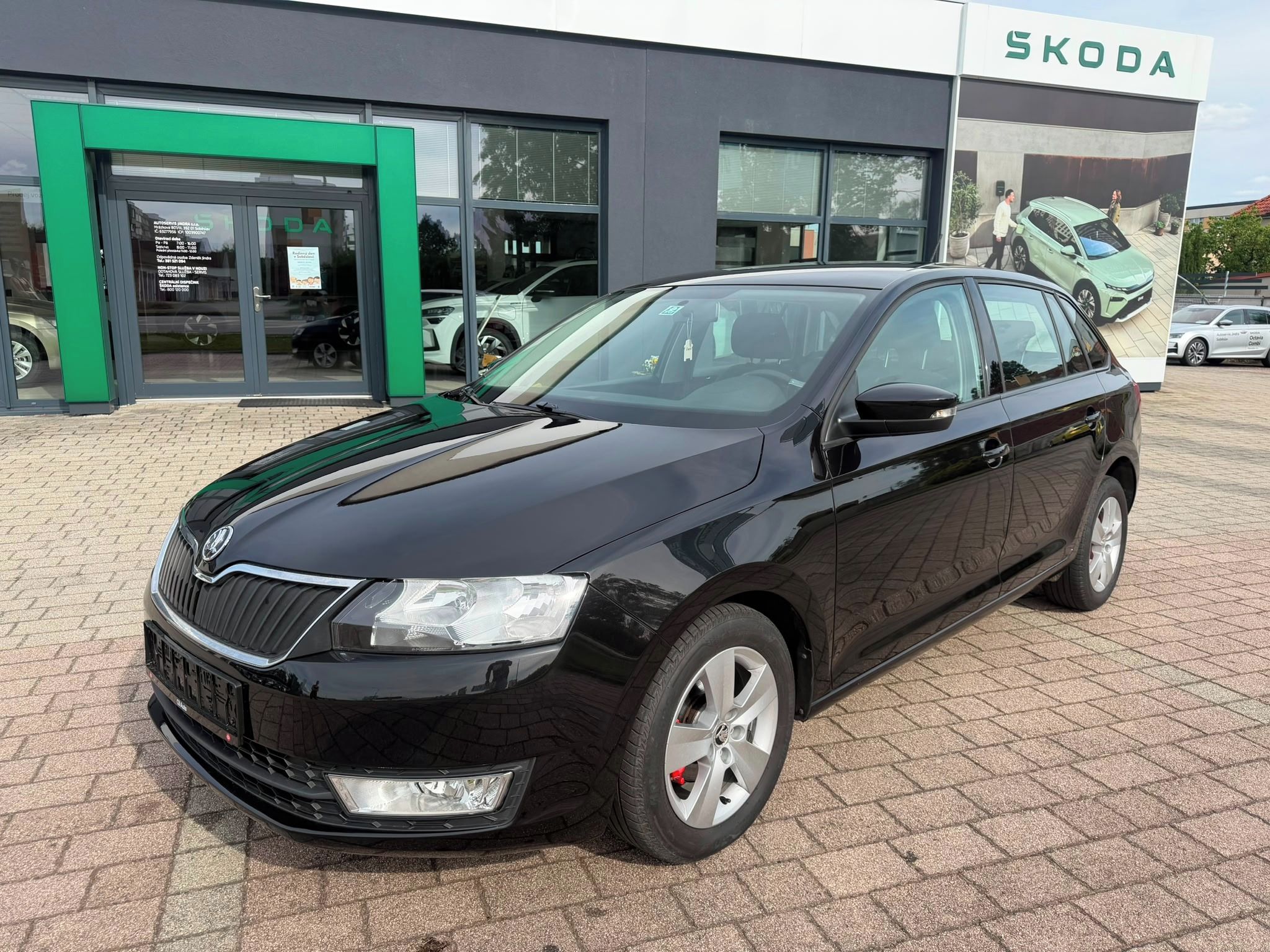 Škoda Rapid, Škoda Rapid 1.4 TDI Top stav - fotka 2