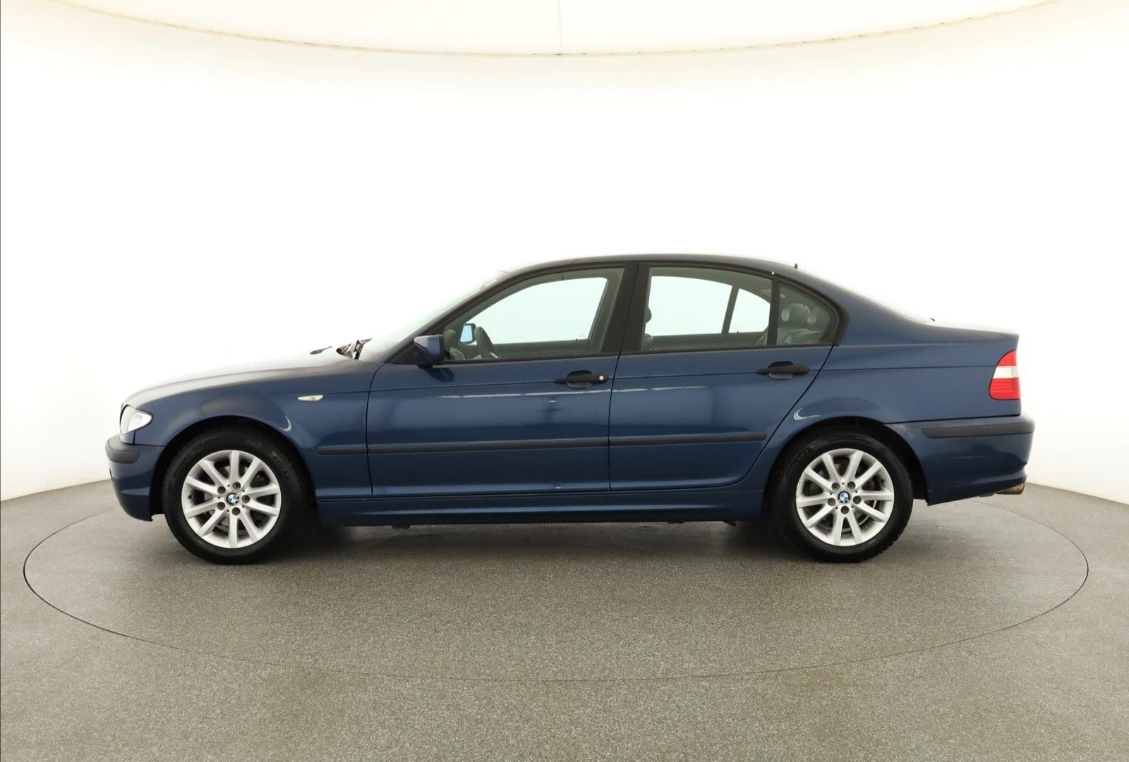 BMW Řada 3, 316 i, po STK - fotka 3