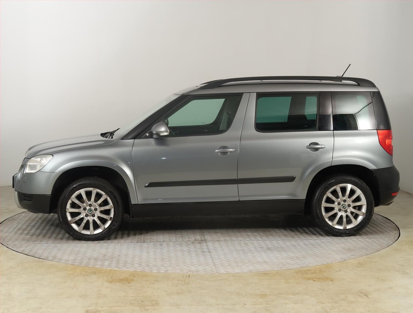 Škoda Yeti, 2.0 TDI, Elegance, 4X4 - fotka 3