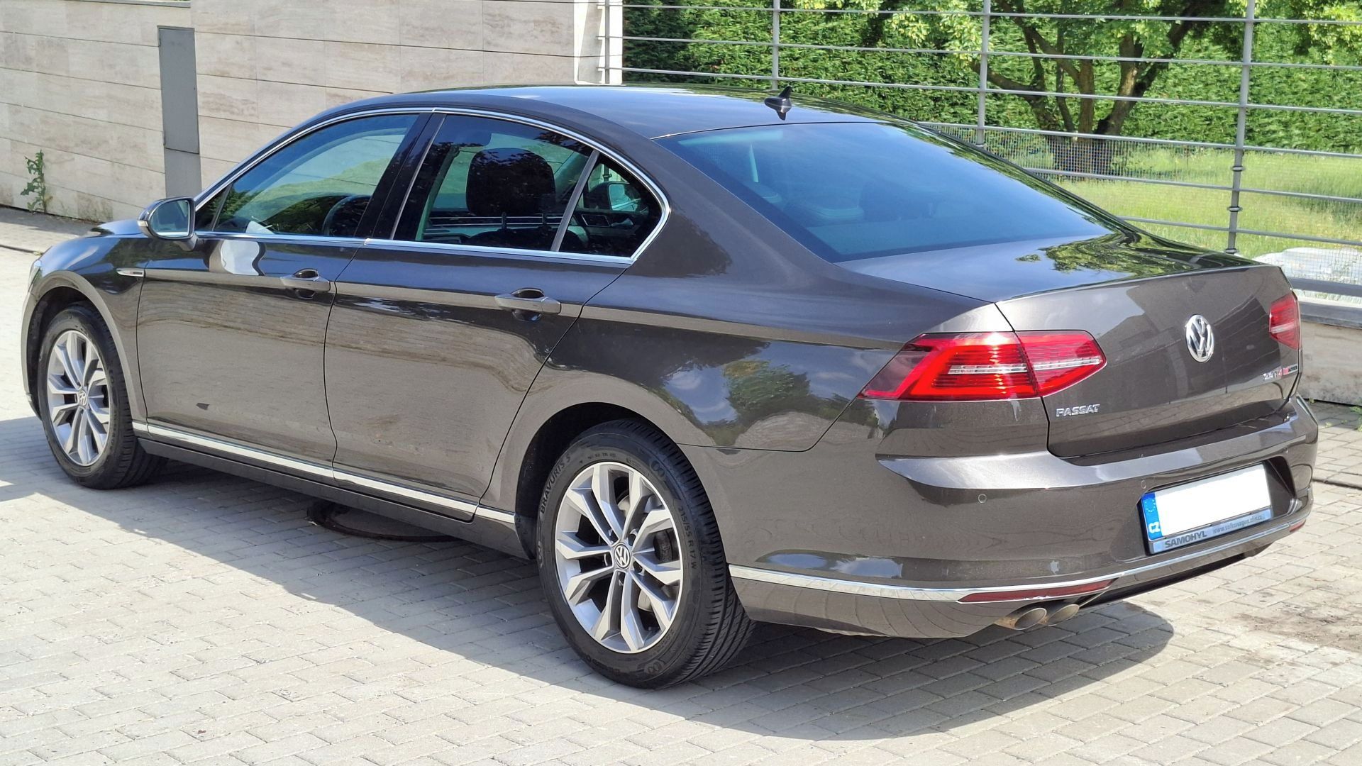 Volkswagen Passat, 2.0 TDi Highline 4Motion DSG - fotka 4