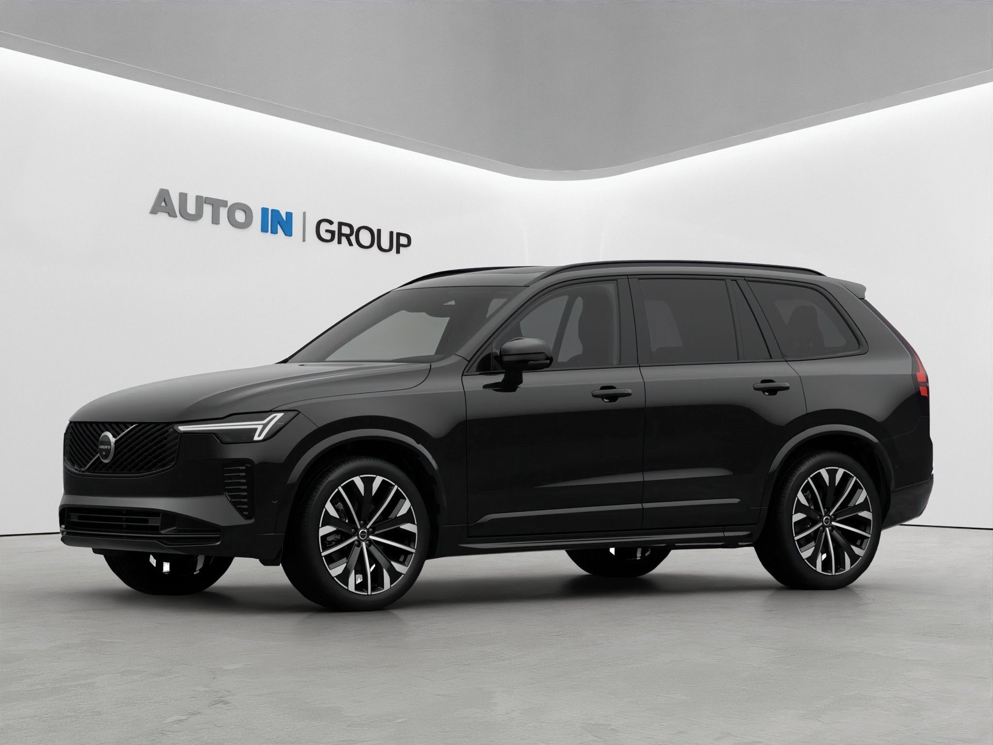 Volvo XC90, PLUS B5,HUD,vzduch.odpr.,PANO