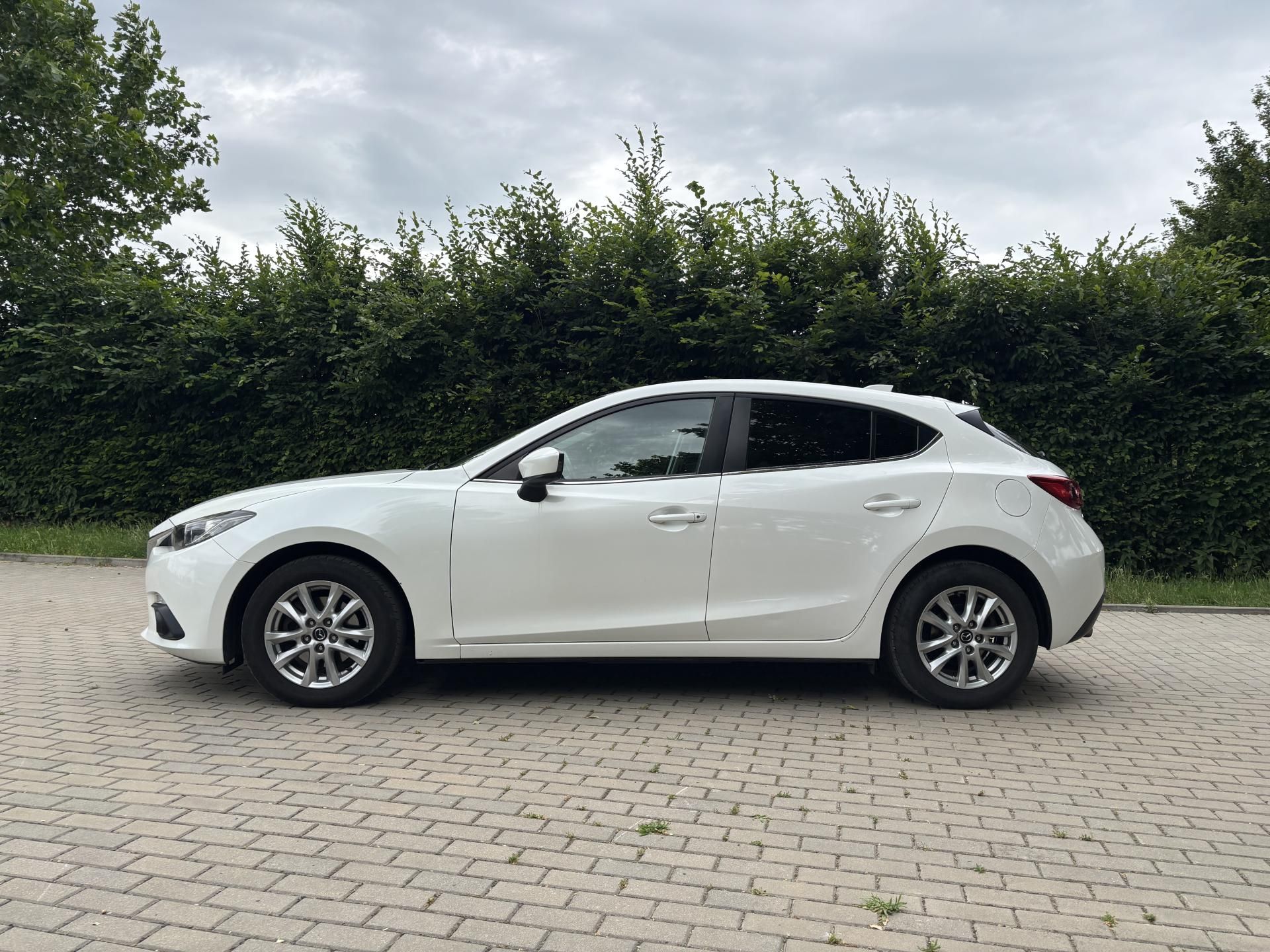 Mazda 3, 2.0 Center-Line - fotka 4