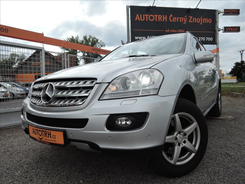 Mercedes-Benz Třídy M, 3,5 i V6 Aut. 118.tkm 4x4