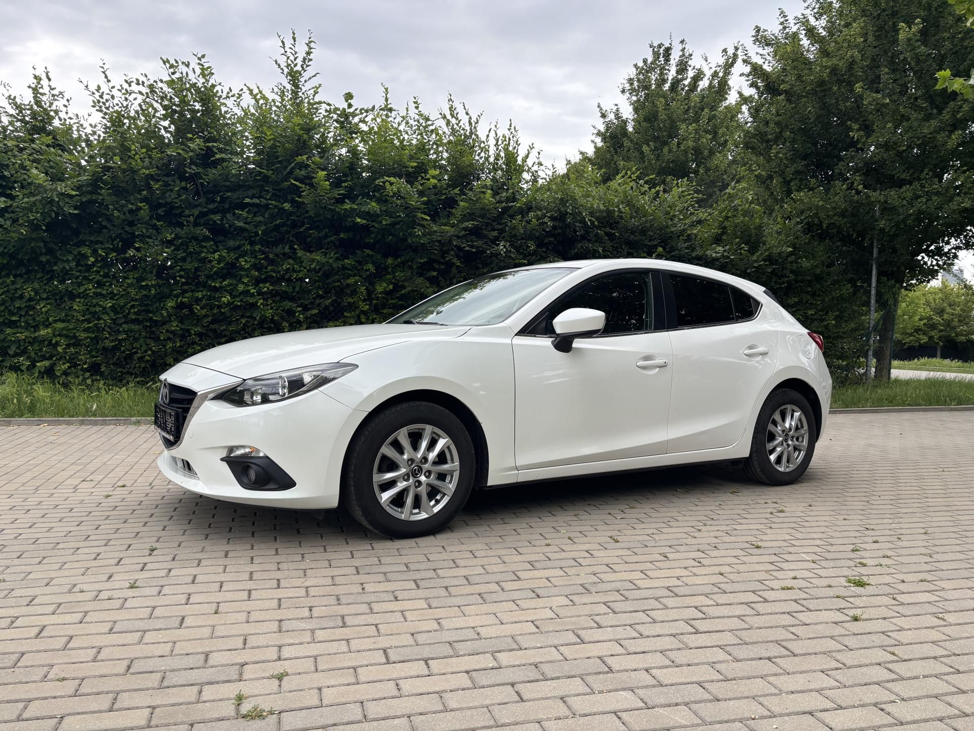 Mazda 3, 2.0 Center-Line - fotka 3