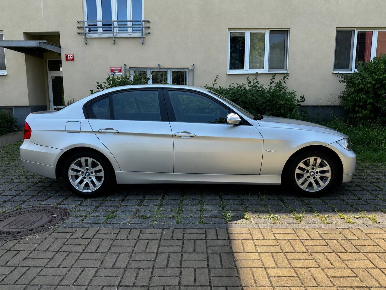 BMW Řada 3, 320i 105 kW 1.majitel Tempomat - fotka 5