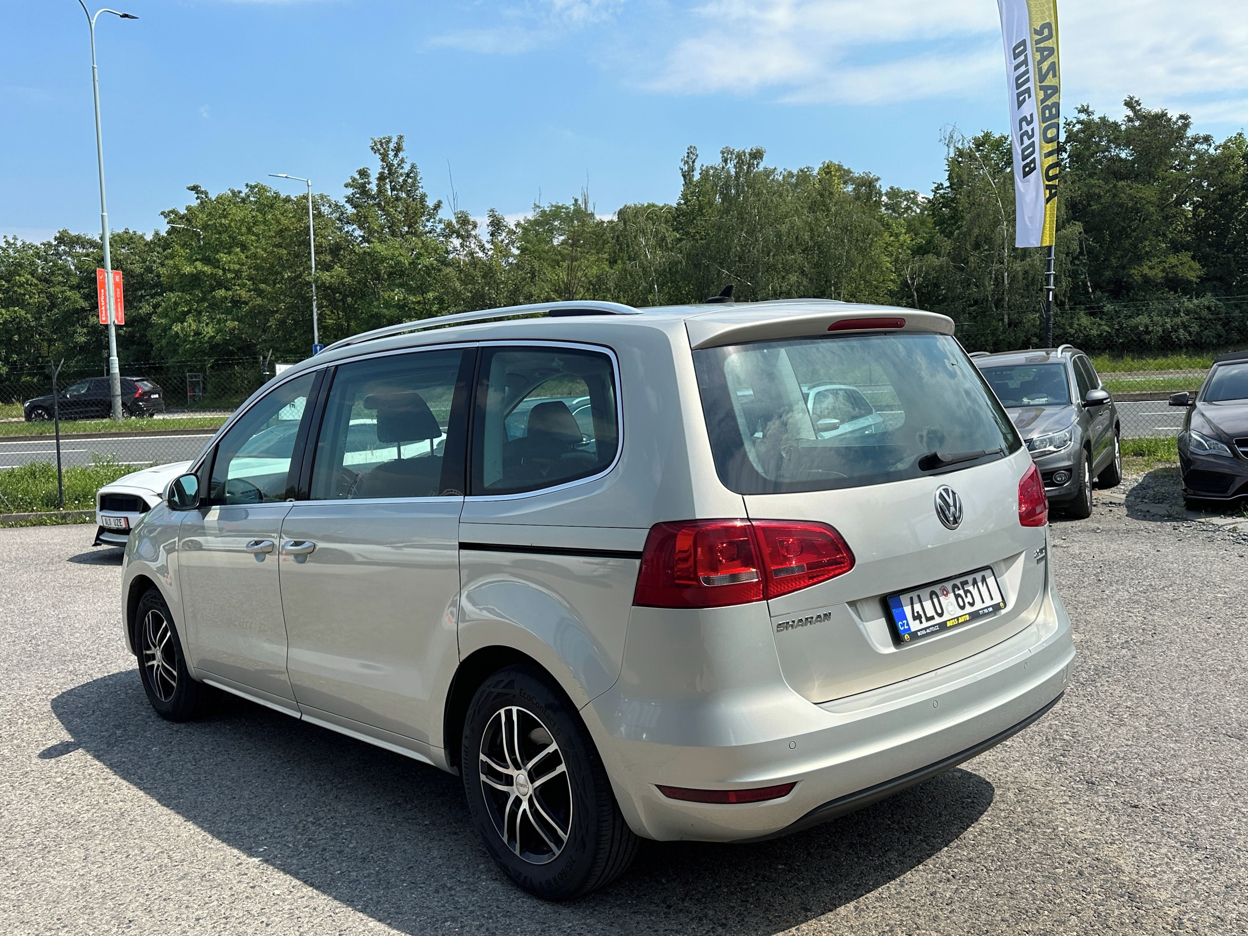 Volkswagen Sharan, Volkswagen Sharan 2011 - fotka 6