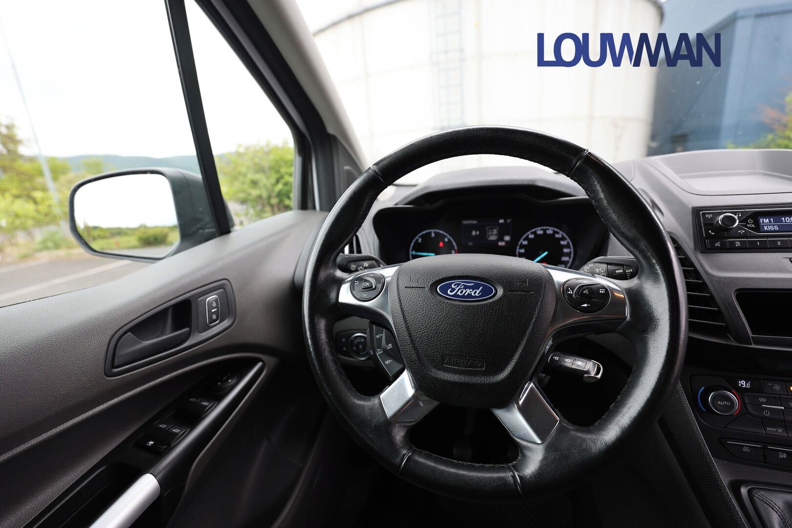 Ford Tourneo Connect, Titanium 1.5 EcoBlue - fotka 5