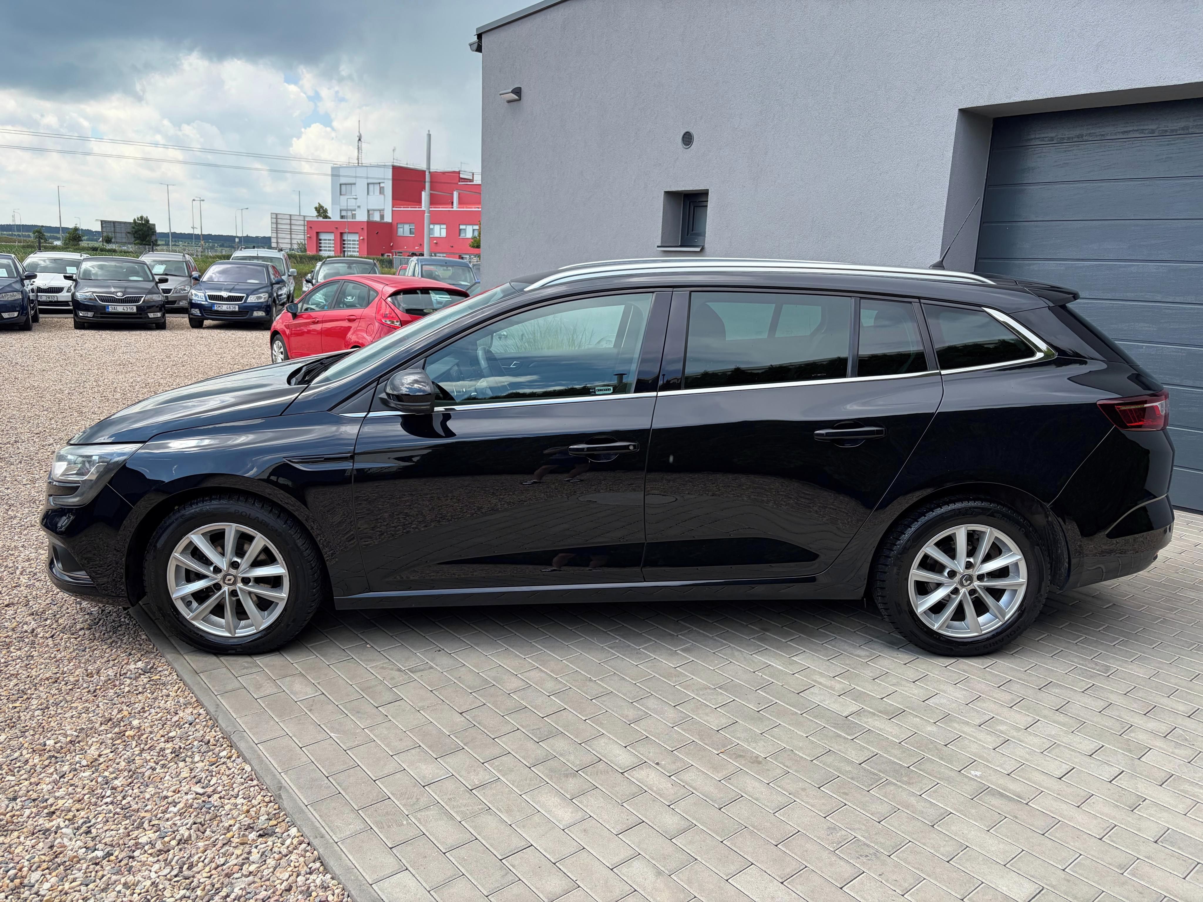 Renault Mégane, 1.6i 84KW, Po 1. Majiteli - fotka 6