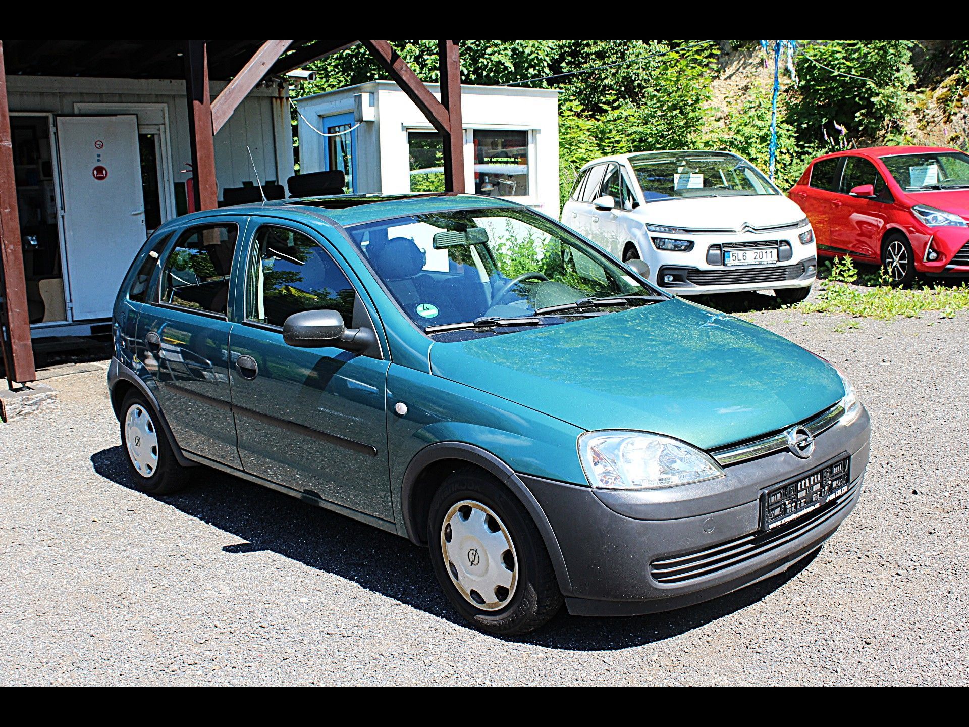 Opel Corsa, 1.0i 43 kW 5 dv. - fotka 4