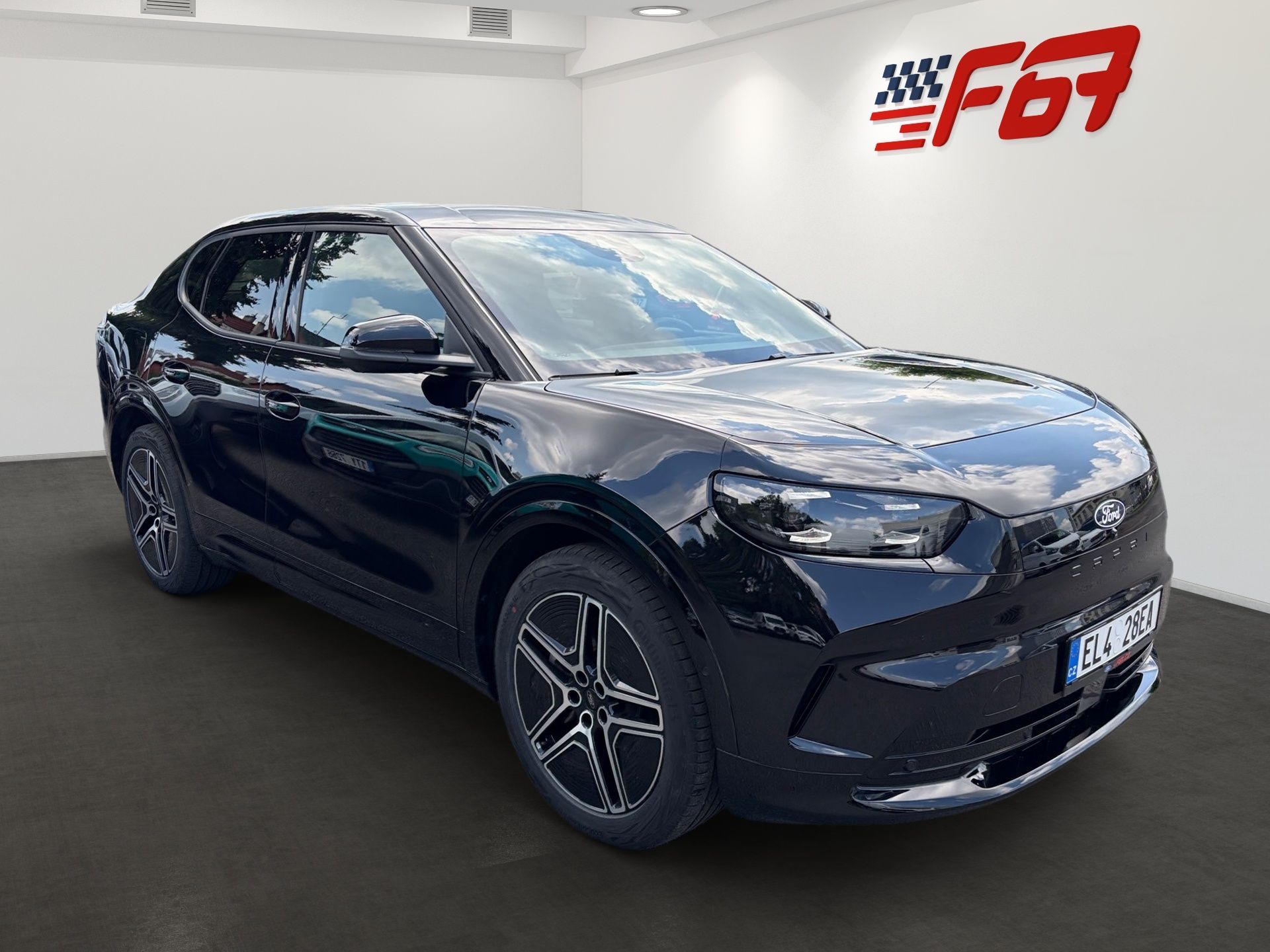 Ford Capri, CZ AWD PREMIUM TOP VÝBAVA ZÁRU - fotka 2