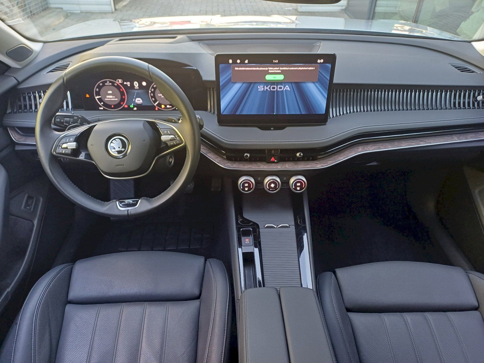 Škoda Superb, L&K 4x4 DSG TDI 2.0 / 142 kW A - fotka 5