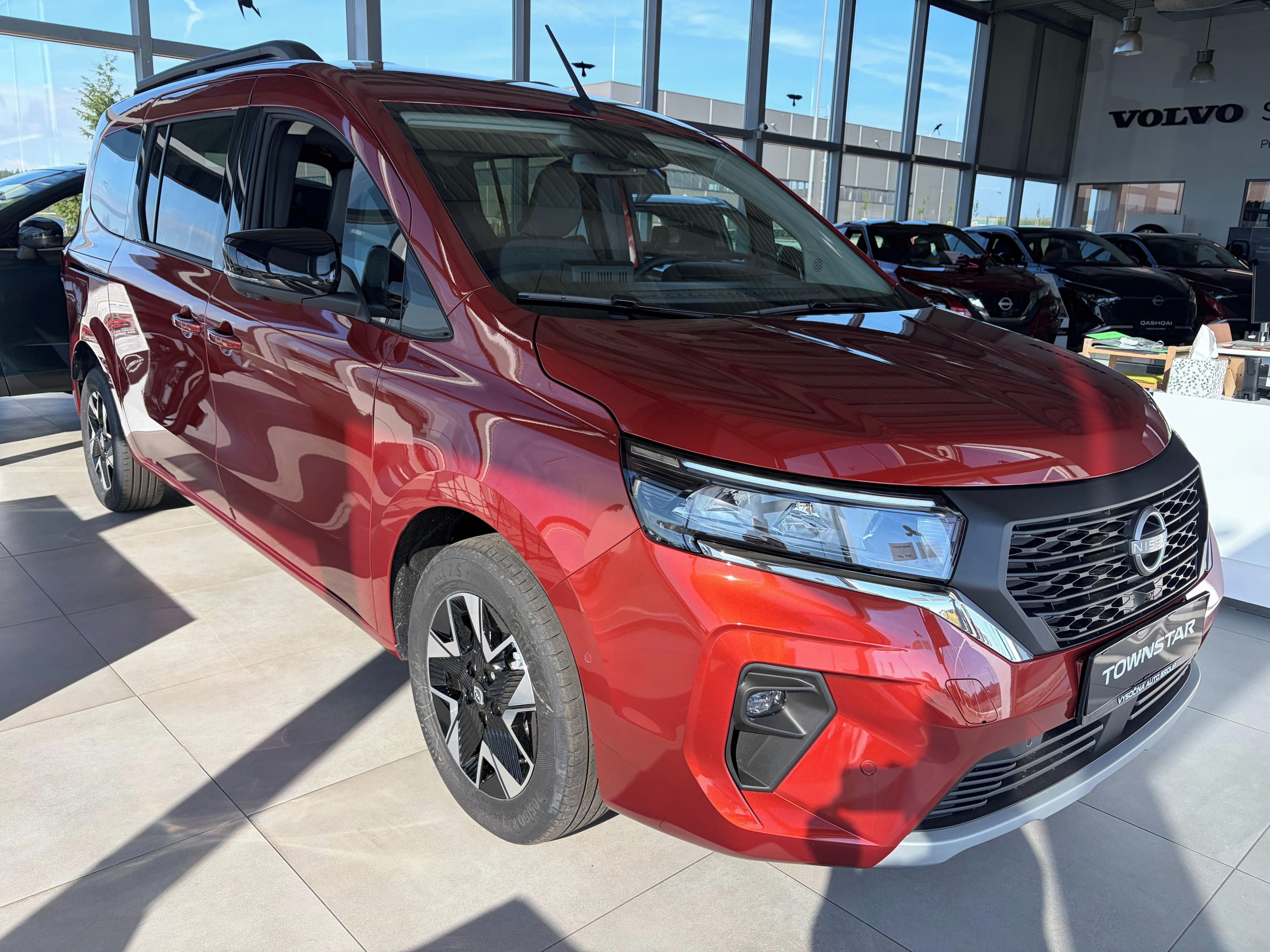 Nissan Townstar, L2 Tekna 7 míst