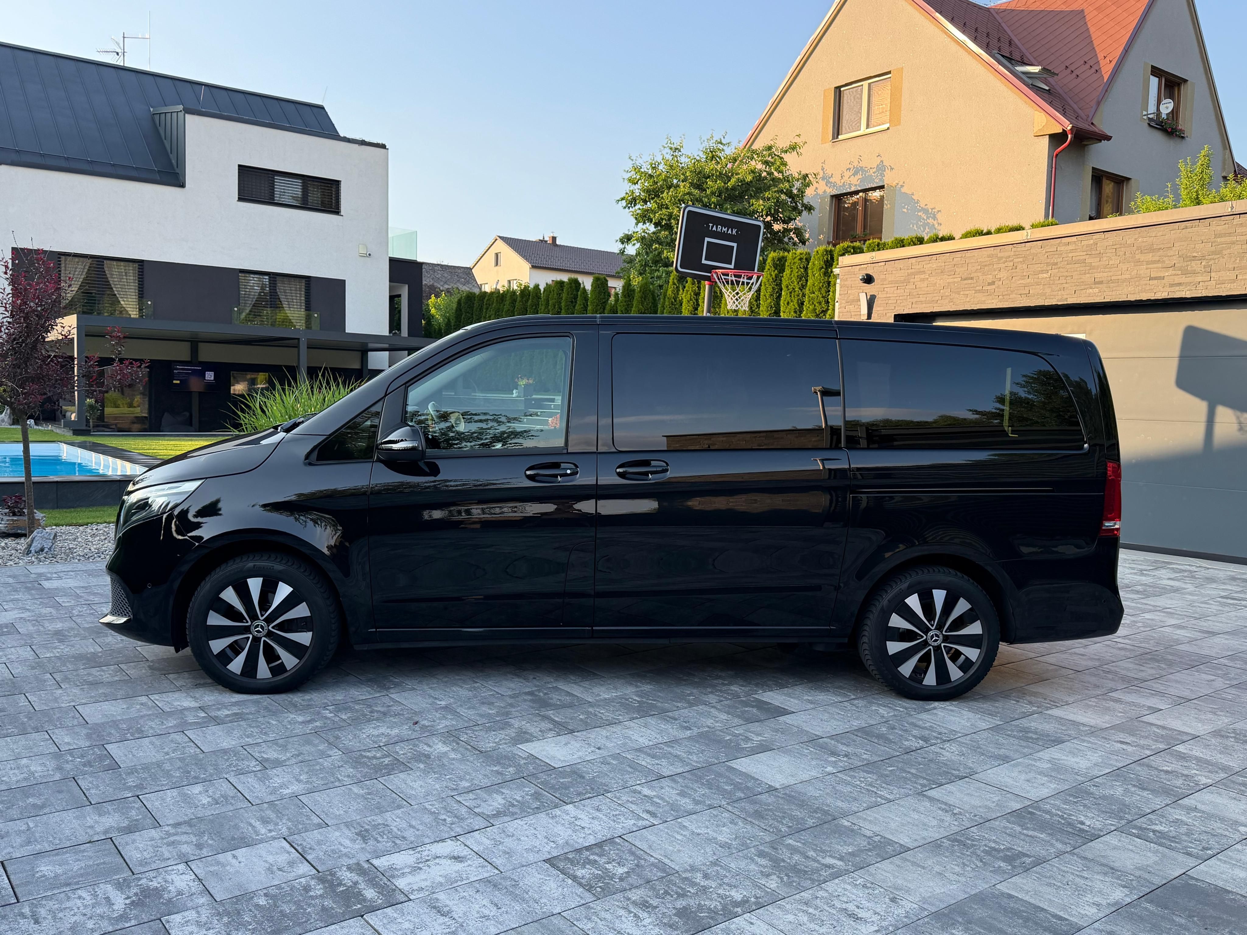 Mercedes-Benz Třídy V, V 250d 4MATIC - fotka 6