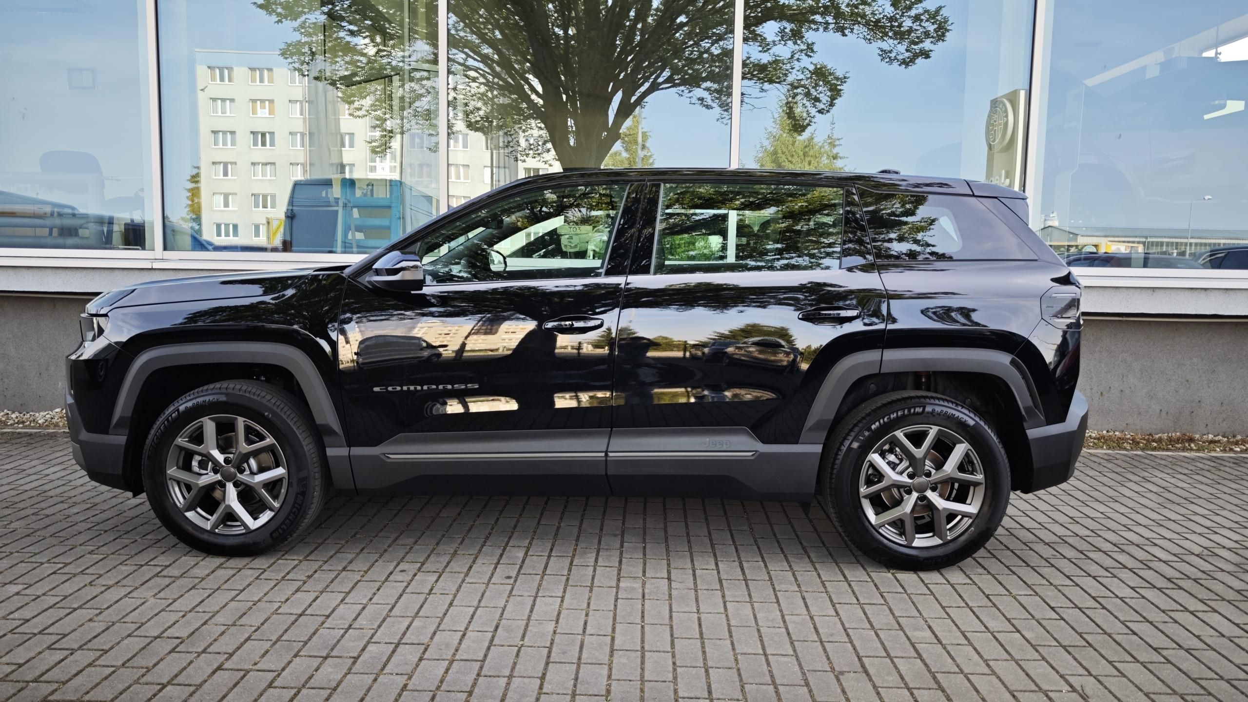 Jeep Compass, Altitude hybrid 145PS automat - fotka 6