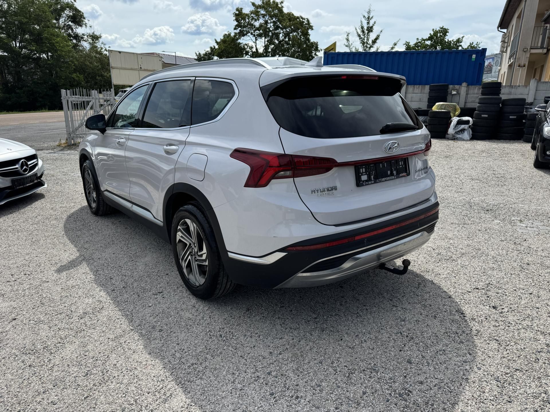 Hyundai Santa Fe, 2.2.CRDi, 4x4, AT, 7 - míst. - fotka 6