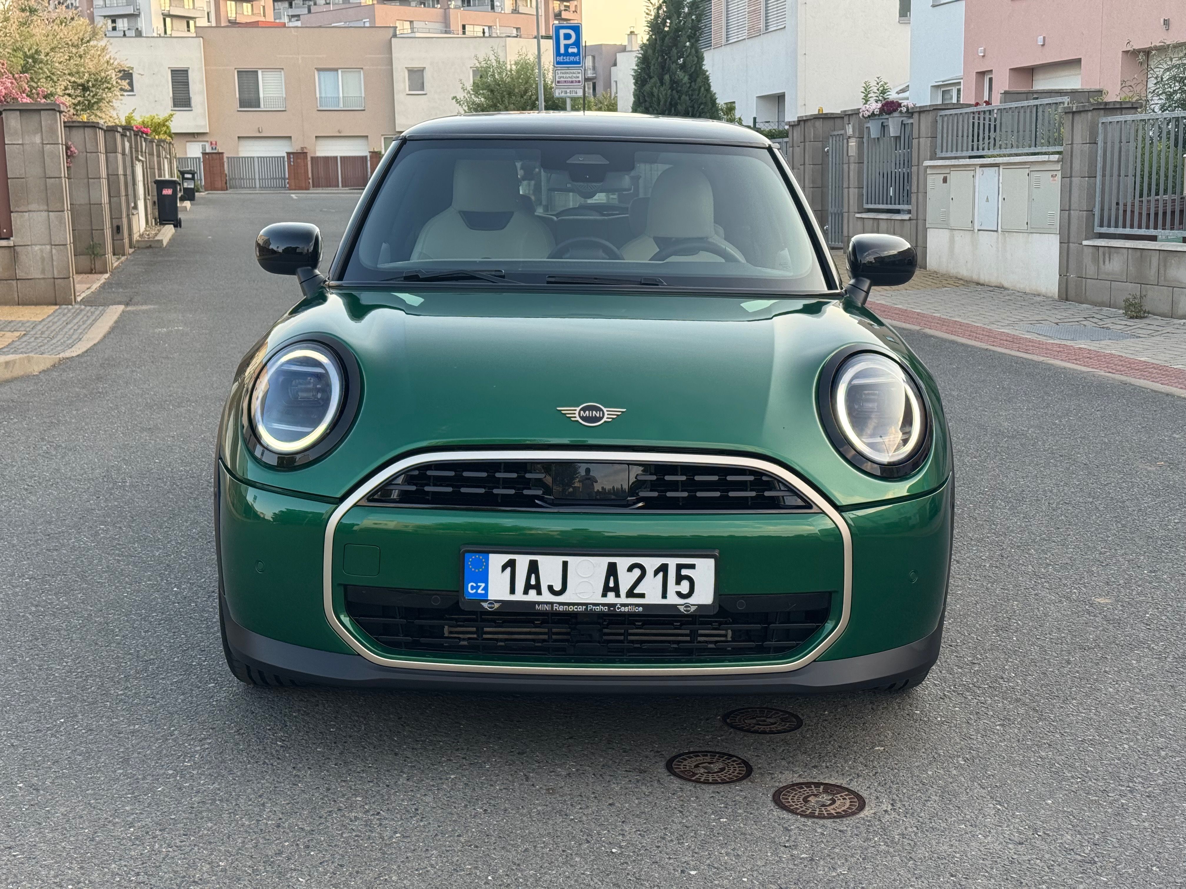 Mini Cooper, C 115kw Kam Pano DPH ČR - fotka 2