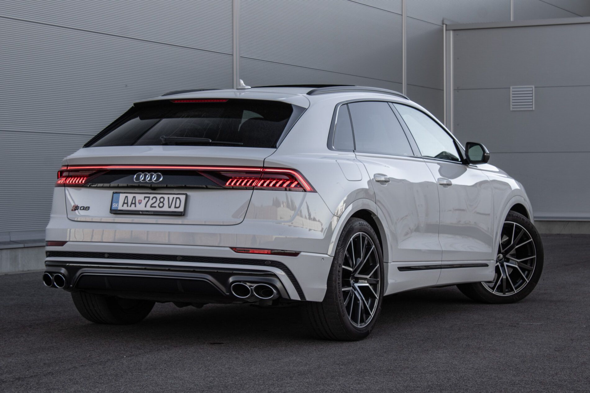 Audi SQ8 - fotka 6