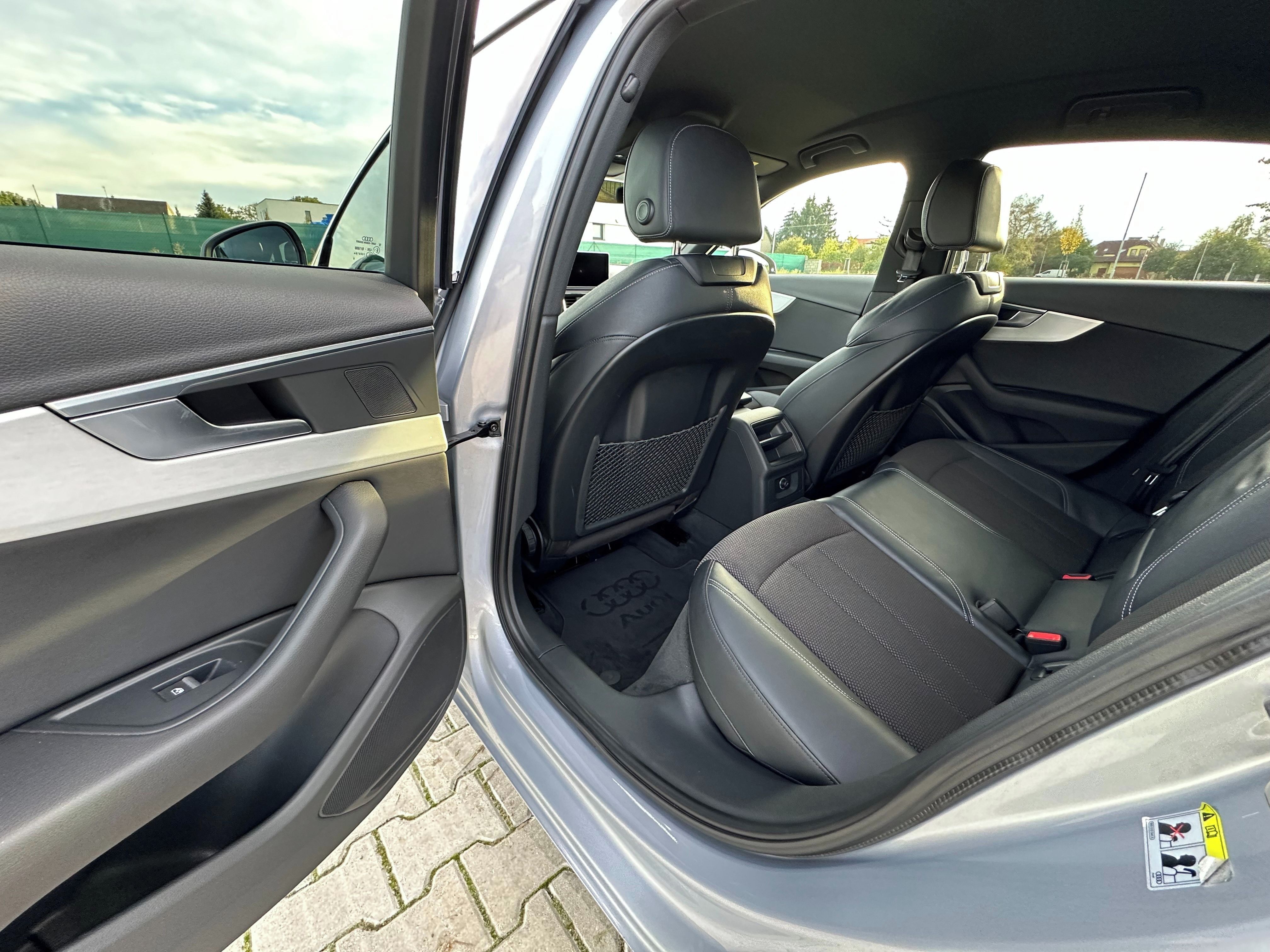 Audi A4, Audi A4 S-line Limousine - fotka 6