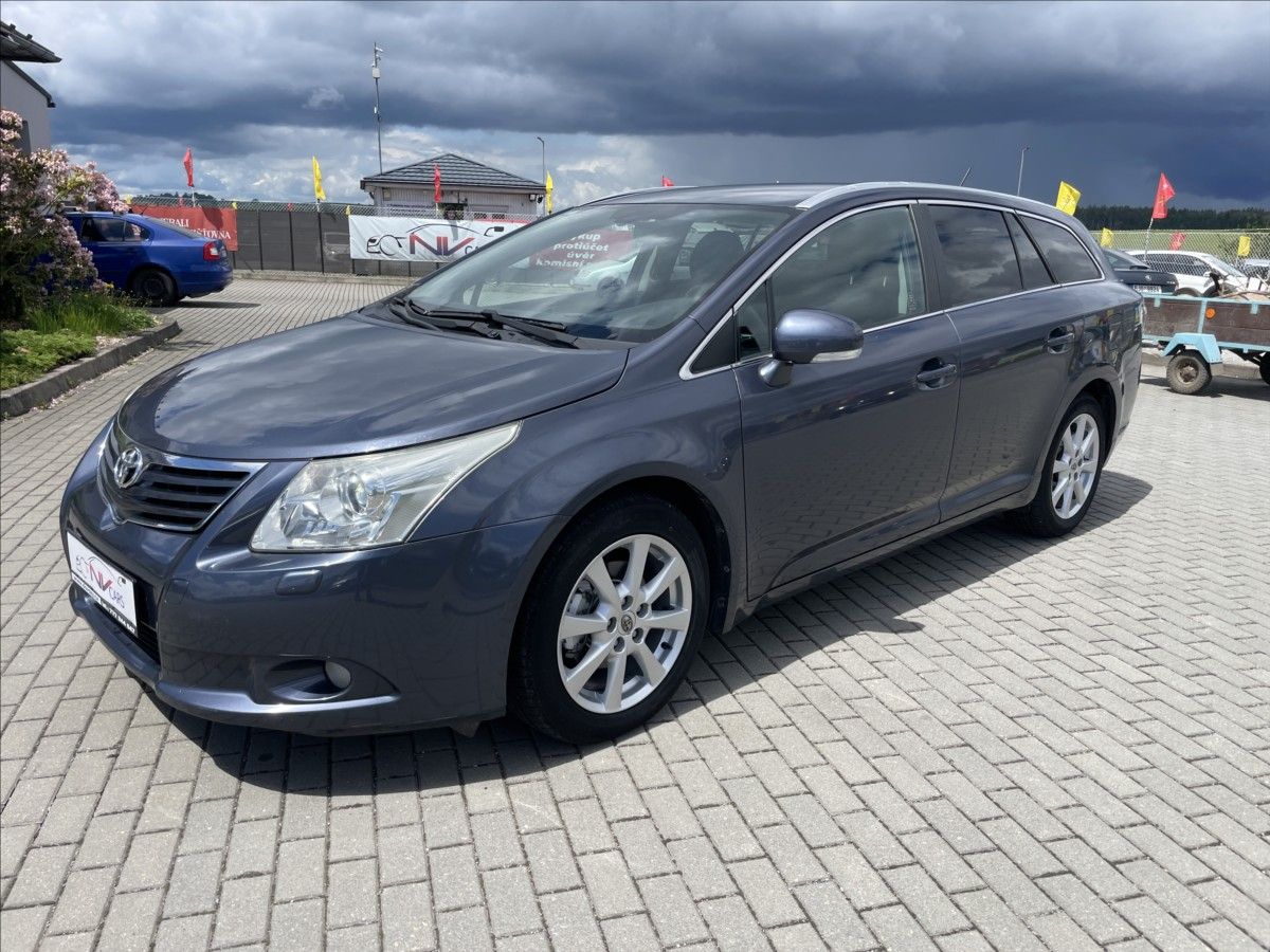Toyota Avensis, 2,0 D-4D, 93 kw Klima, bez kor