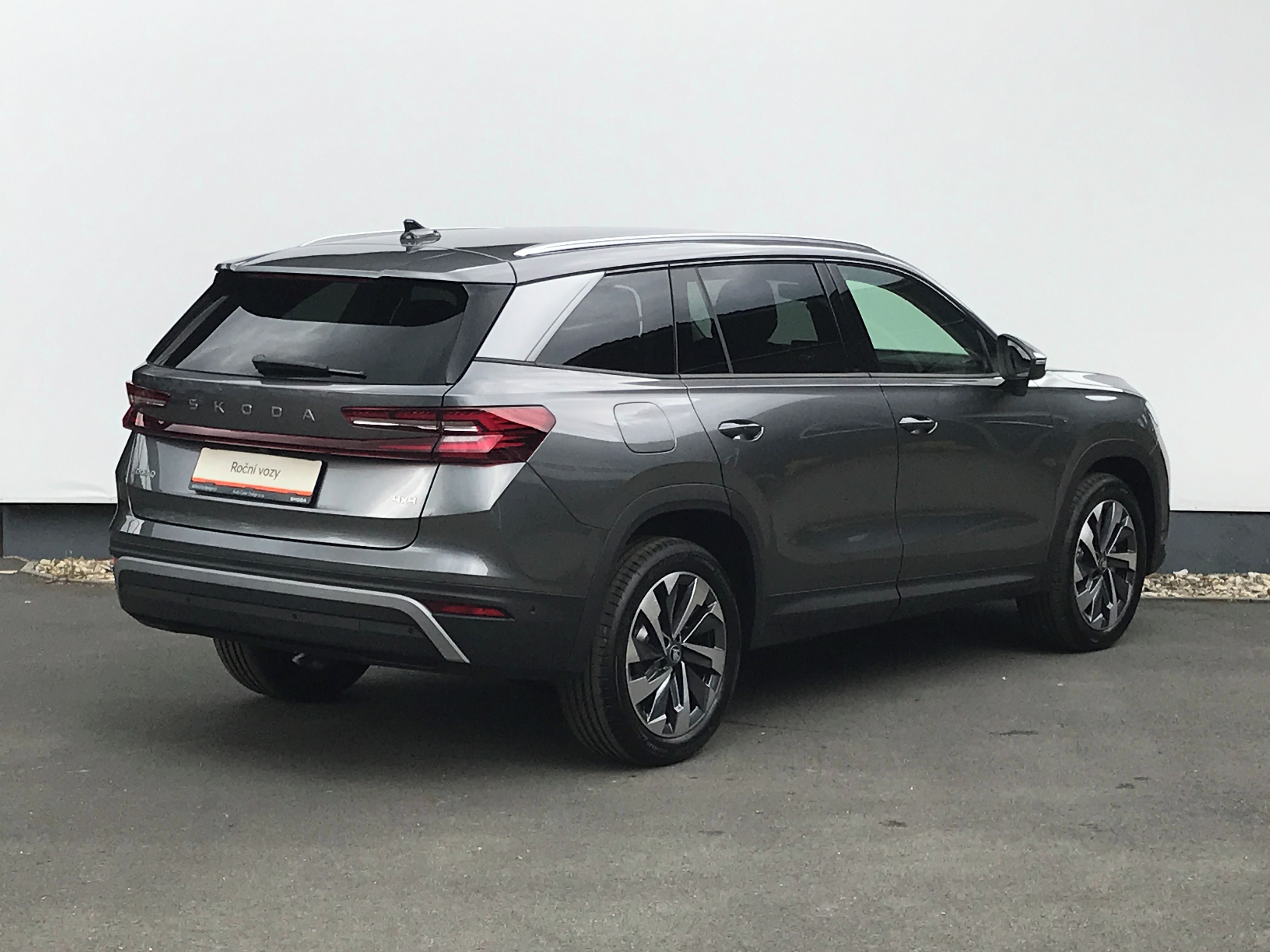 Škoda Kodiaq, 142kW 4x4 Exclus.+TAŽNÉ+NEZTOP - fotka 2