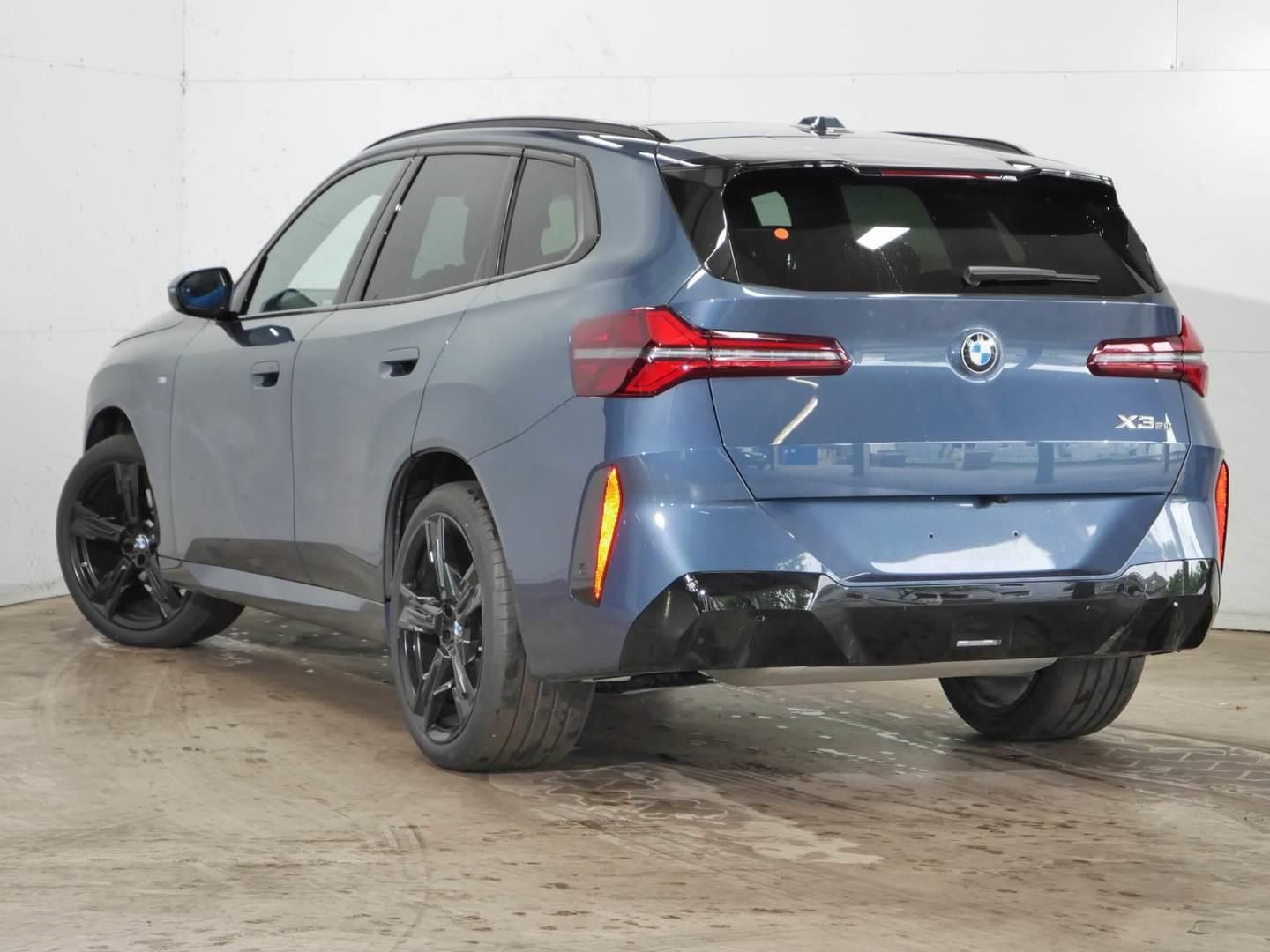 BMW X3, X3 20 xDrive M PRO Tažné - fotka 3