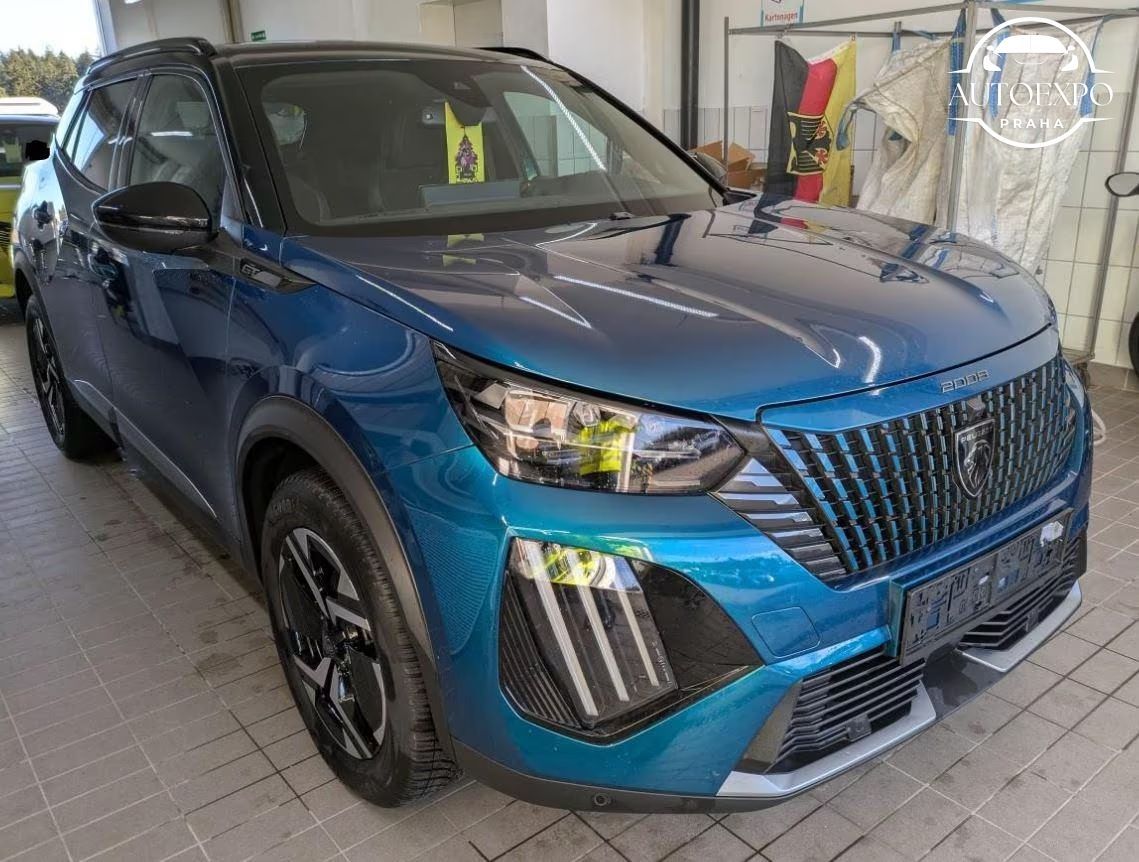 Peugeot 2008, Hybrid 145 GT e-DSC6 - fotka 2
