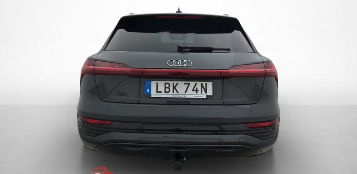 Audi Q8 e-tron, 55 Quattro Kamera Tažné - fotka 5