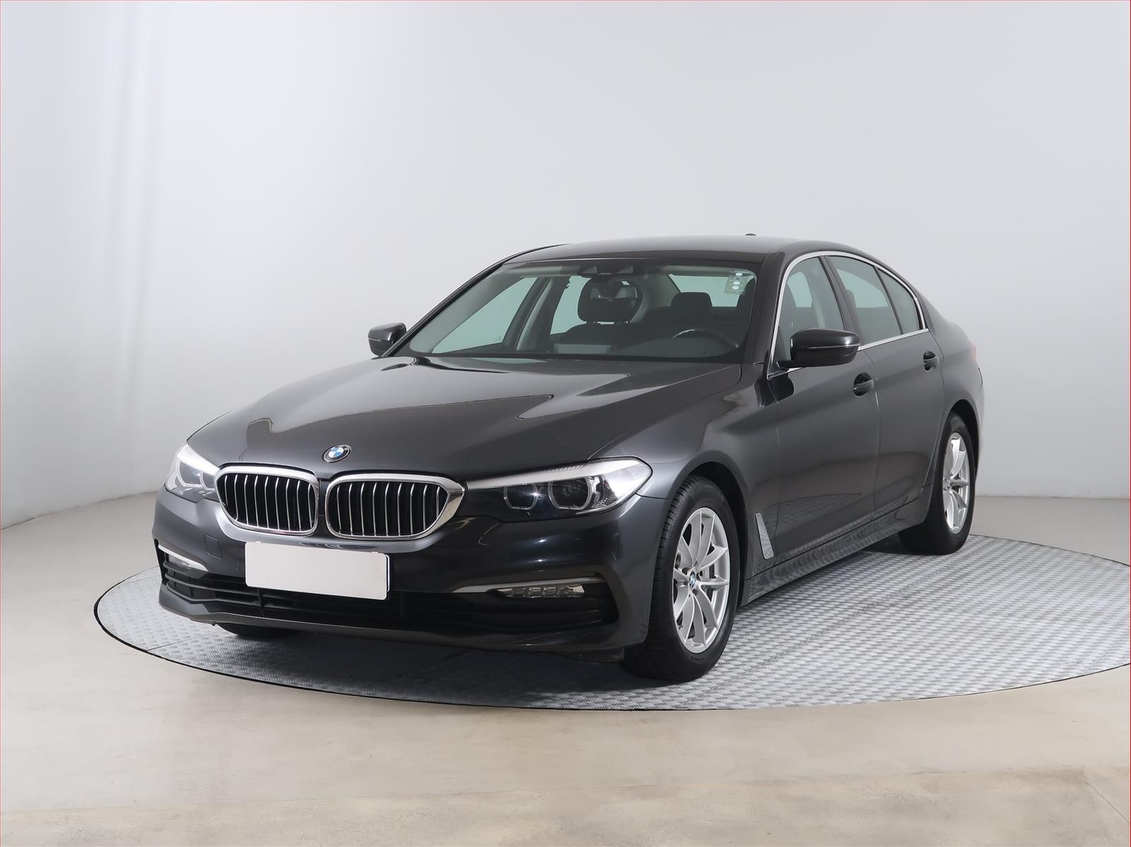 BMW Řada 5, 525d, Automat, Serv.kniha - fotka 2