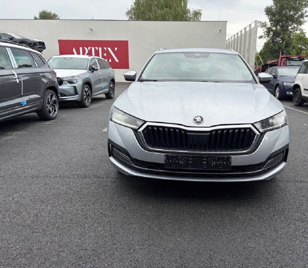 Škoda Octavia, automatická převodovka - fotka 5