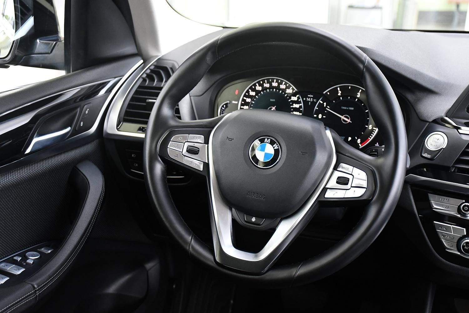 BMW X3, xDrive20d XLINE LED ACC HUD ČR - fotka 6