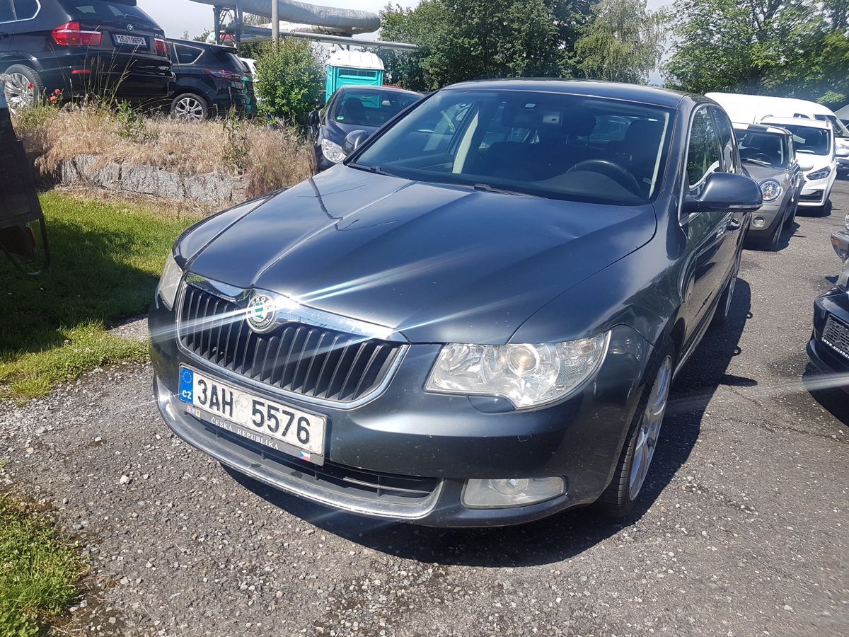 Škoda Superb, 2.0TDi 125KW MANUÁL - fotka 3