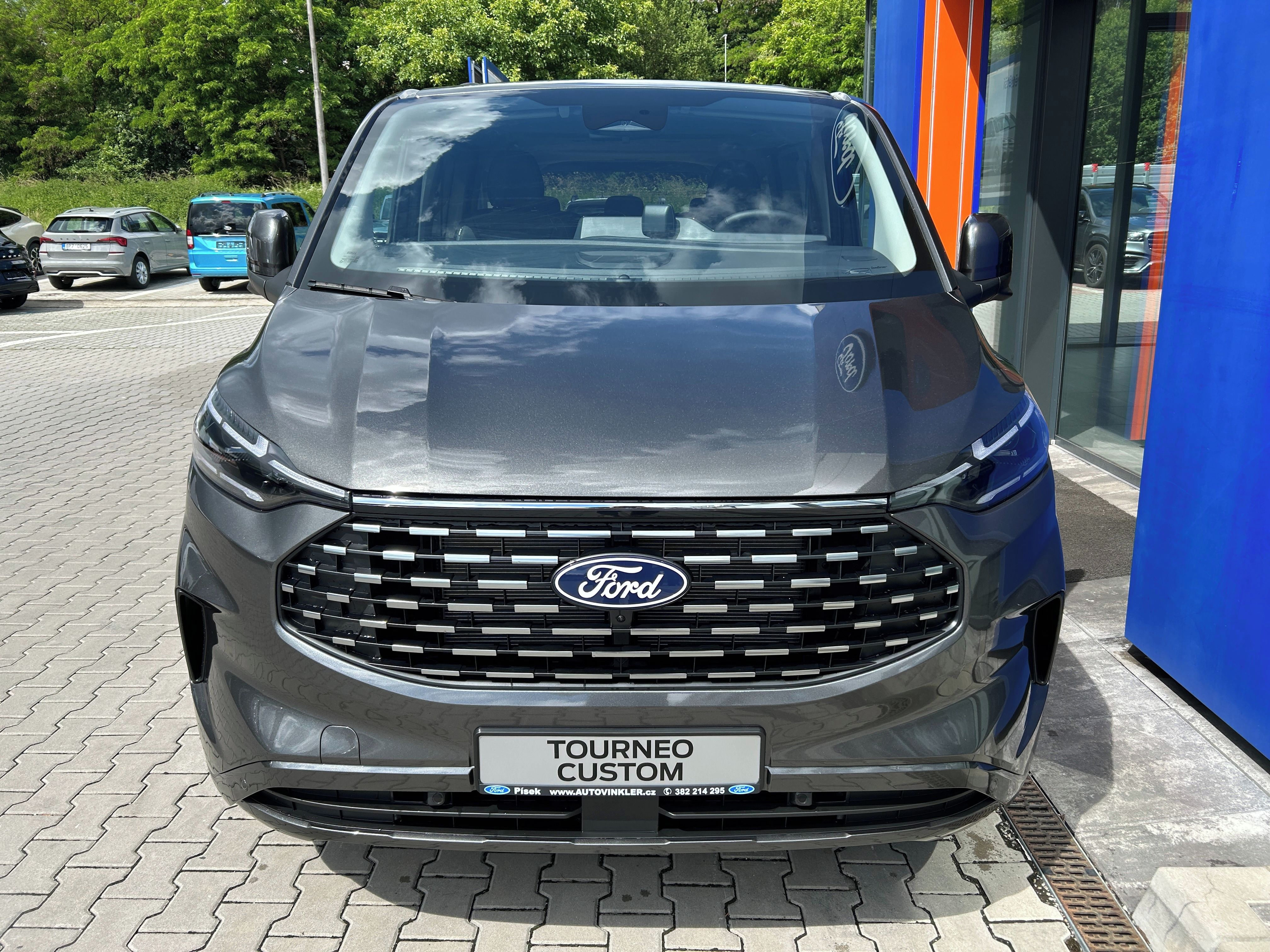 Ford Tourneo Custom, Titanium X L2 2.0EcoBlue 125kW - fotka 2