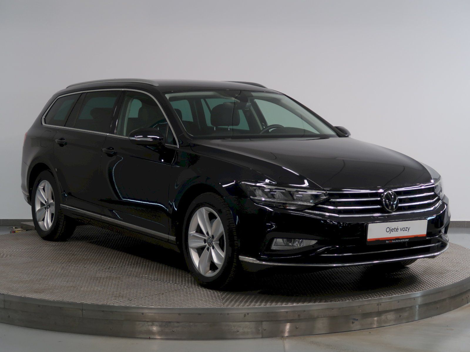 Volkswagen Passat, ELEGANCE 2.0TDI DSG - fotka 6